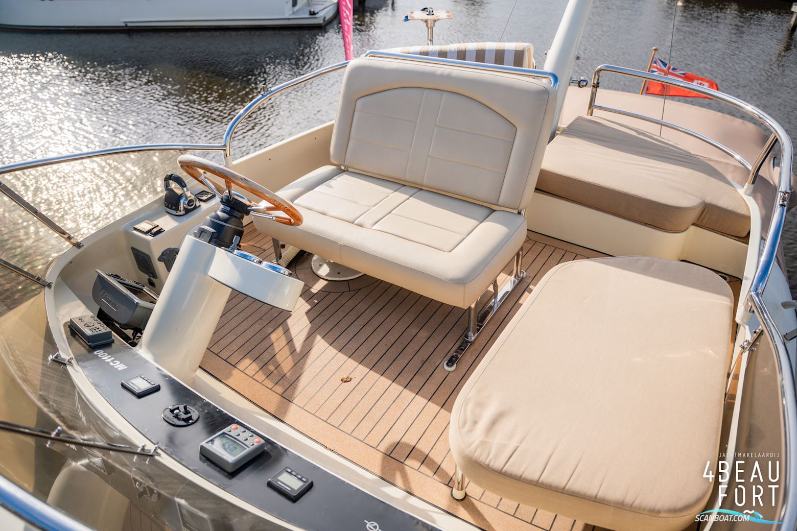 Aquanaut Monte Cristo 1100