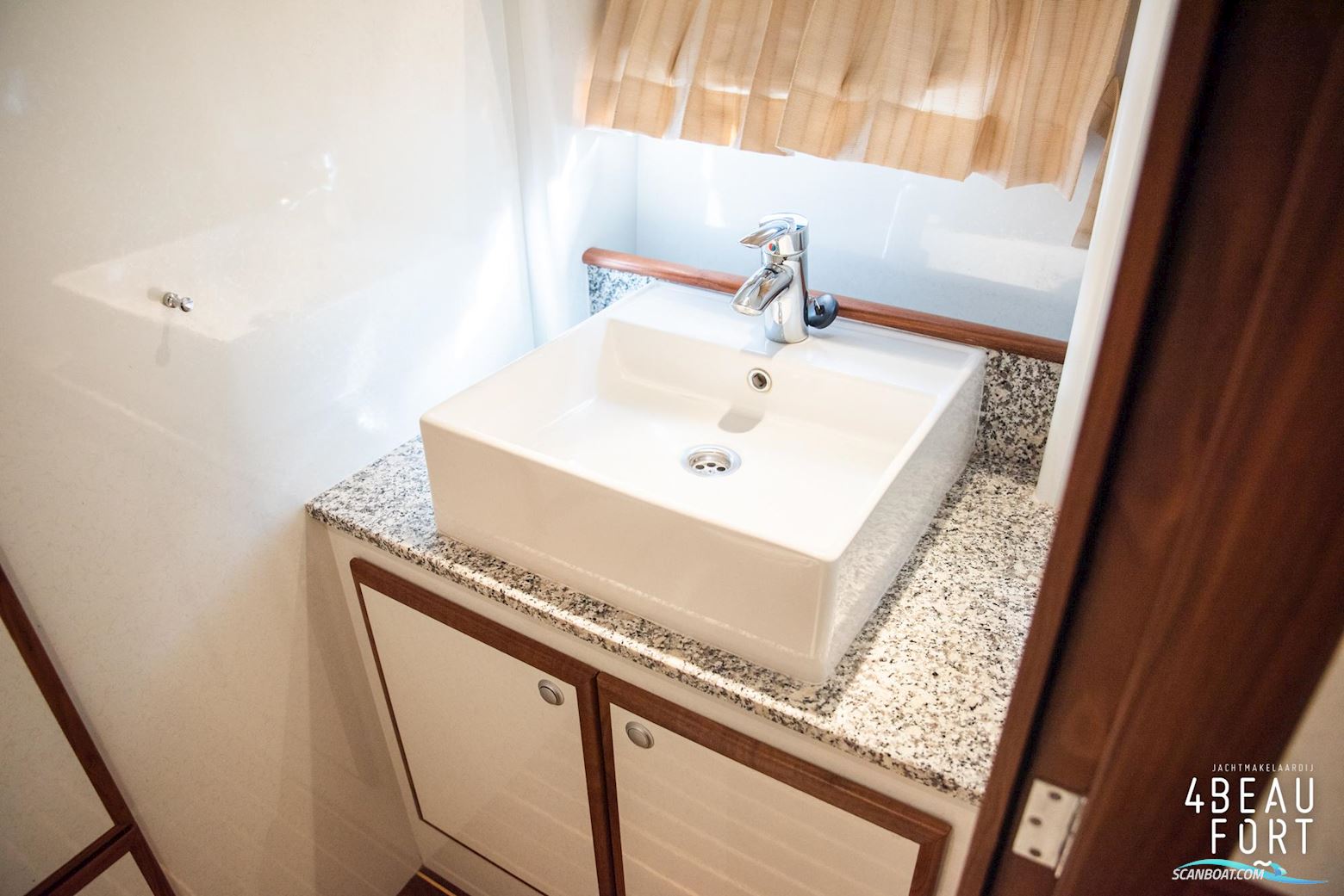 Aquanaut Privilege 1250 AK