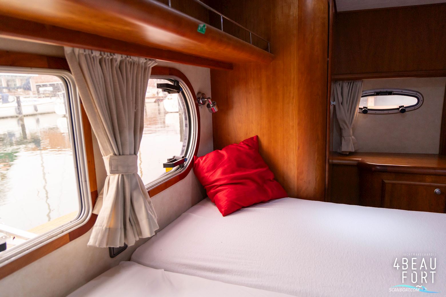 Aquanaut Privilege 1350 AK