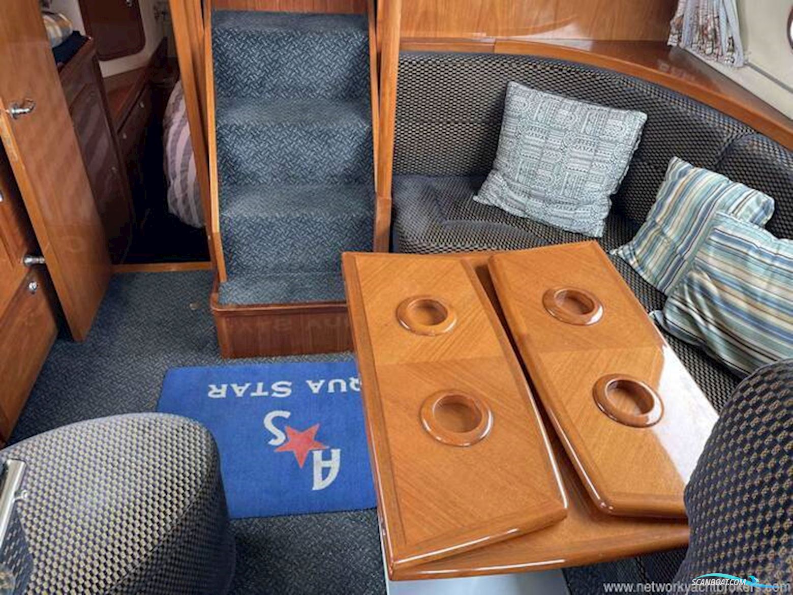 Aquastar 38 Aft Cabin
