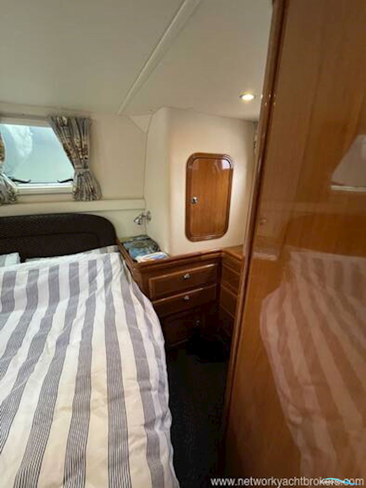 Aquastar 38 Aft Cabin