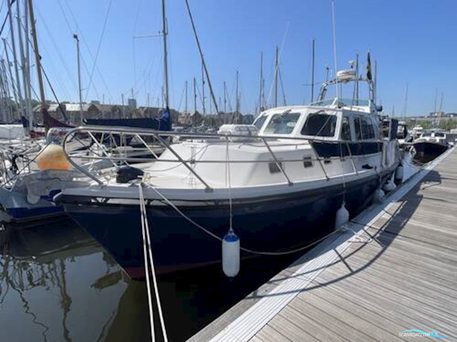 Aquastar Ocean Ranger 38 Aft Cabin