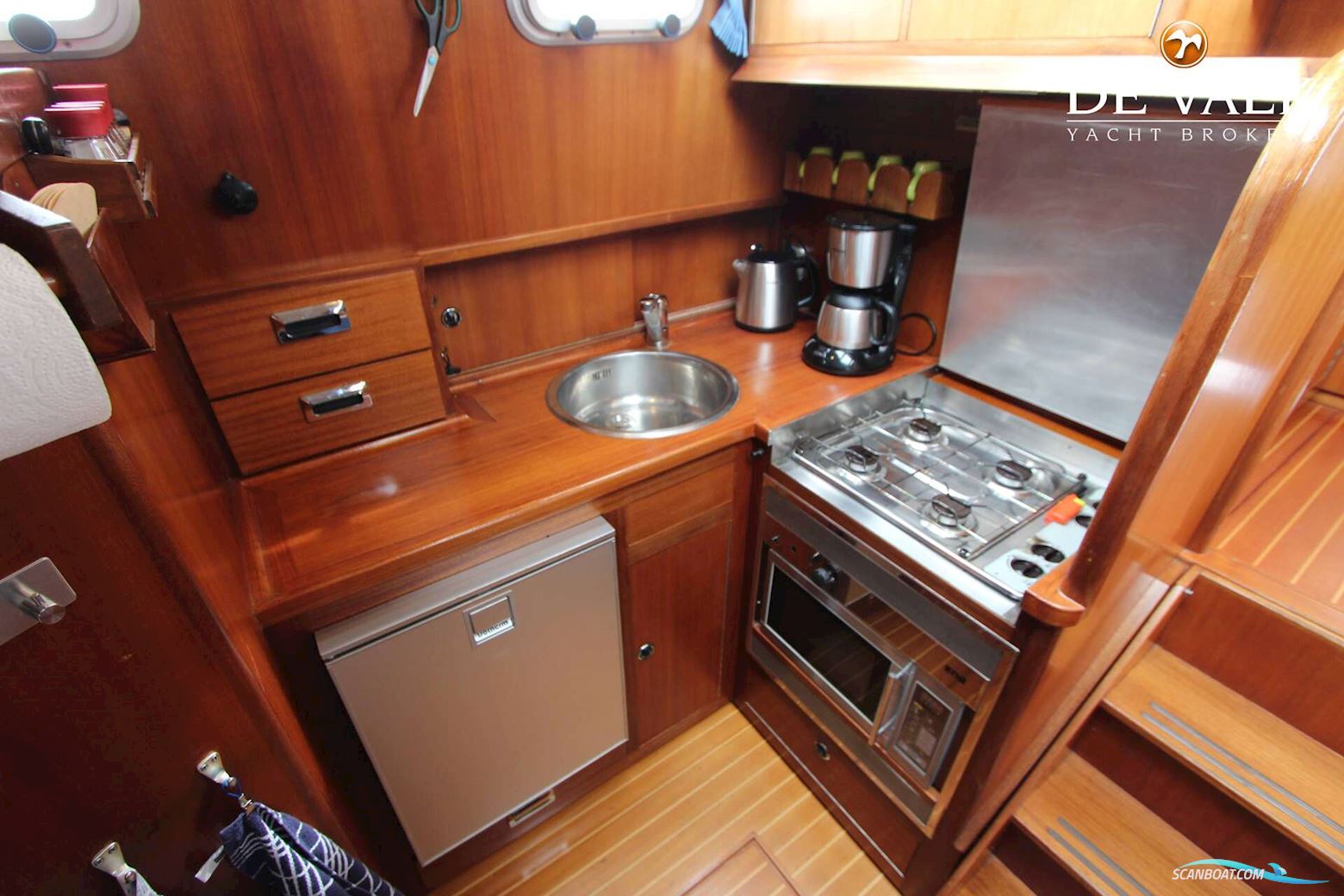 Aquastar Ocean Ranger 38