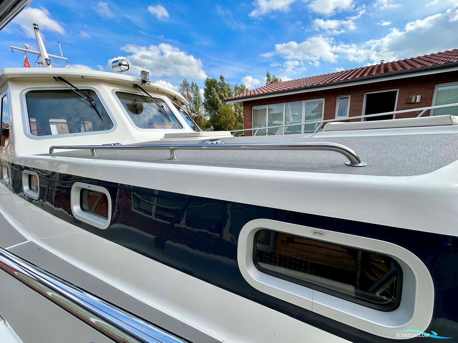 Aquastar Ocean Ranger 38