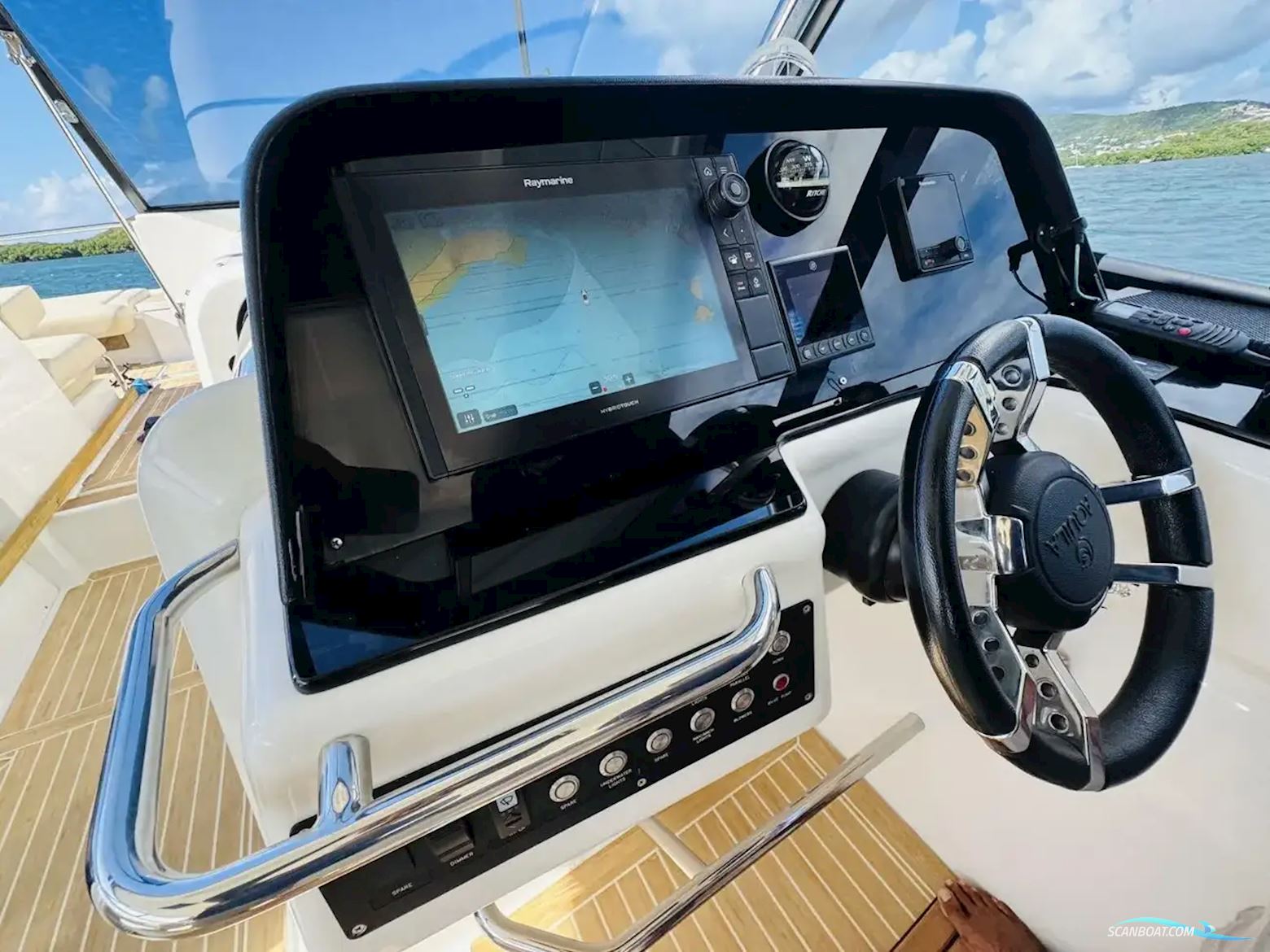 Aquila 36 Sport