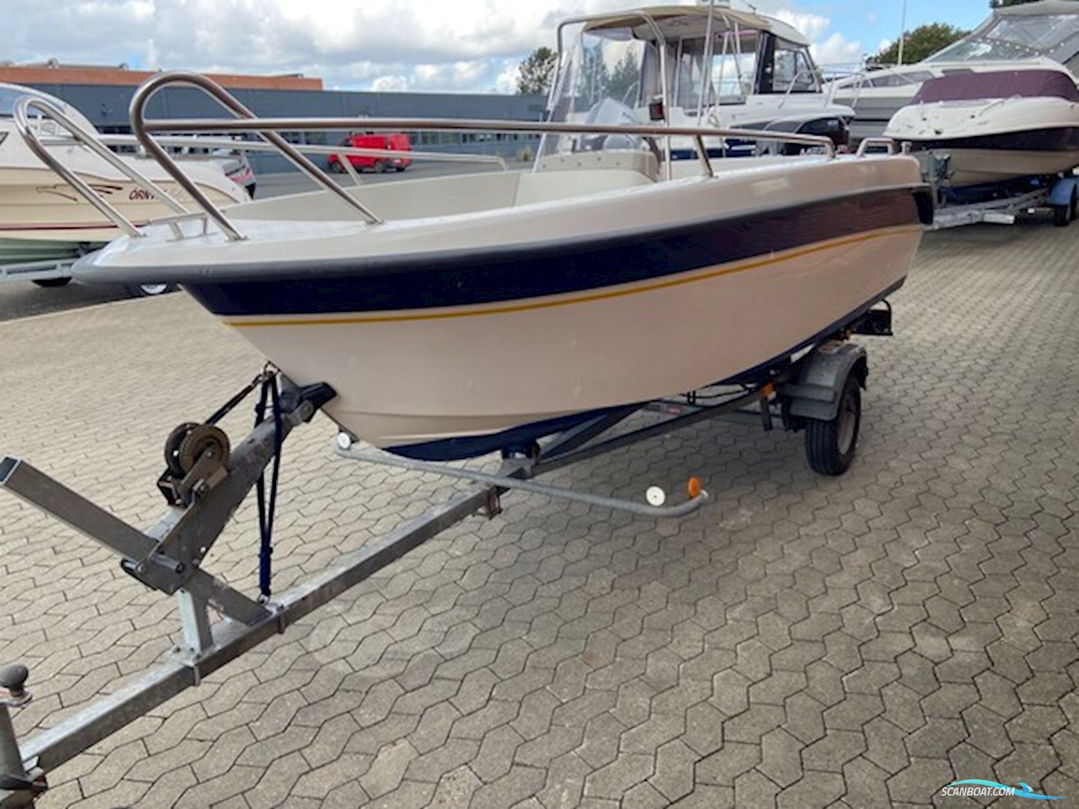 Askeladden 445 Hunter m/Mercury 40 hk 2-takt og Brenderup trailer