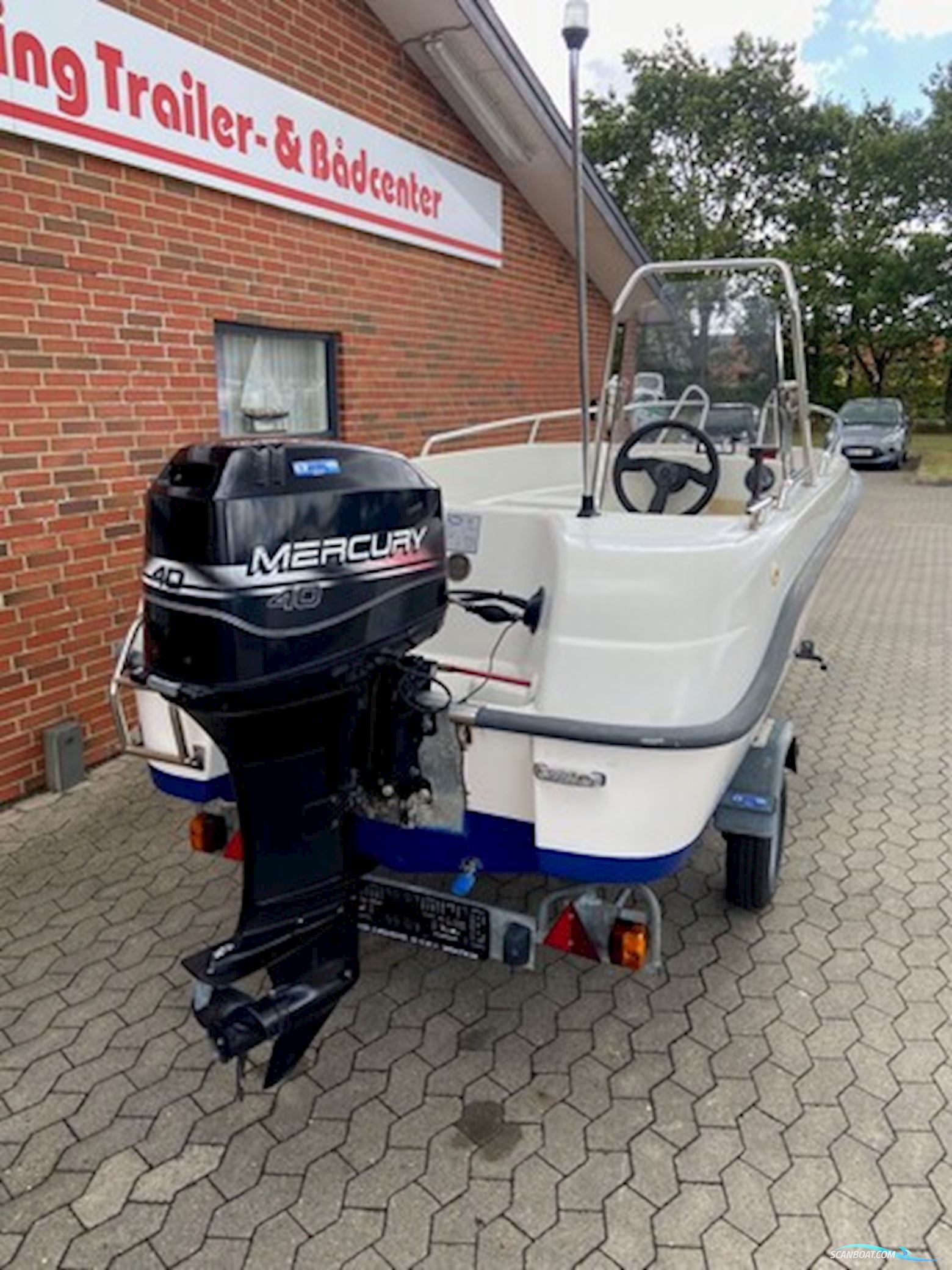 Askeladden 445 Hunter m/Mercury 40 hk 2-takt og Brenderup trailer