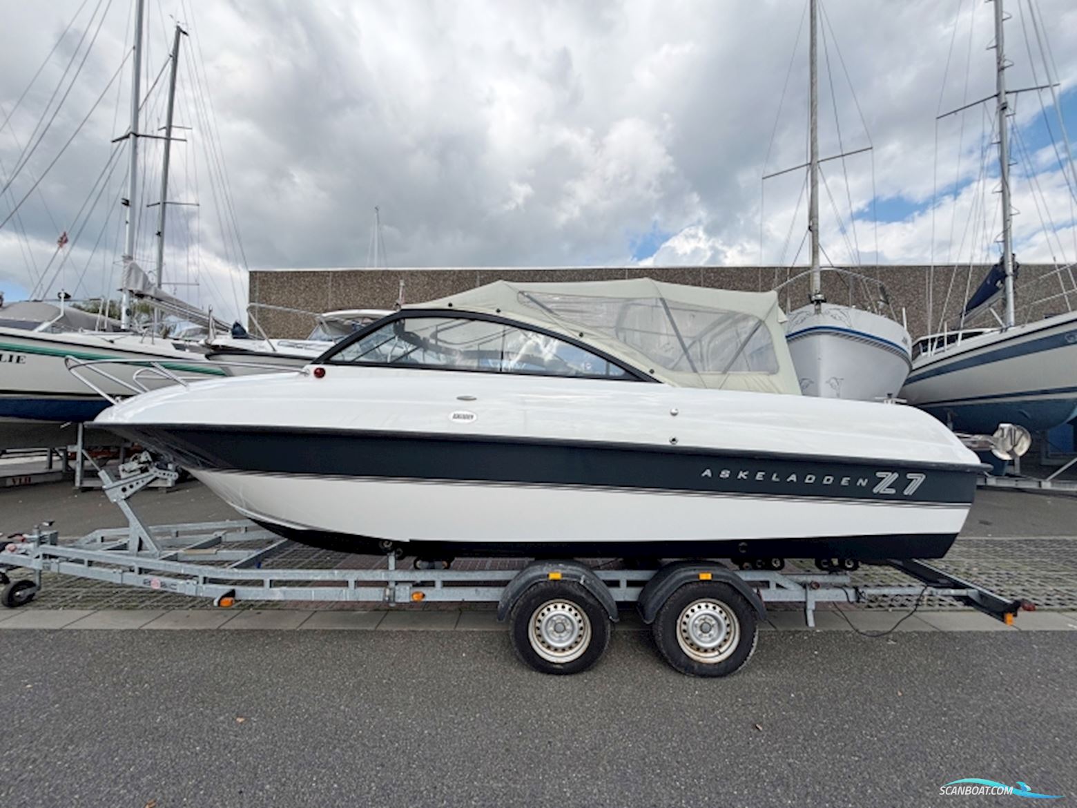 Askeladden Z7 Cruiser Motorbåt 2007, med Mercruiser motor, Danmark