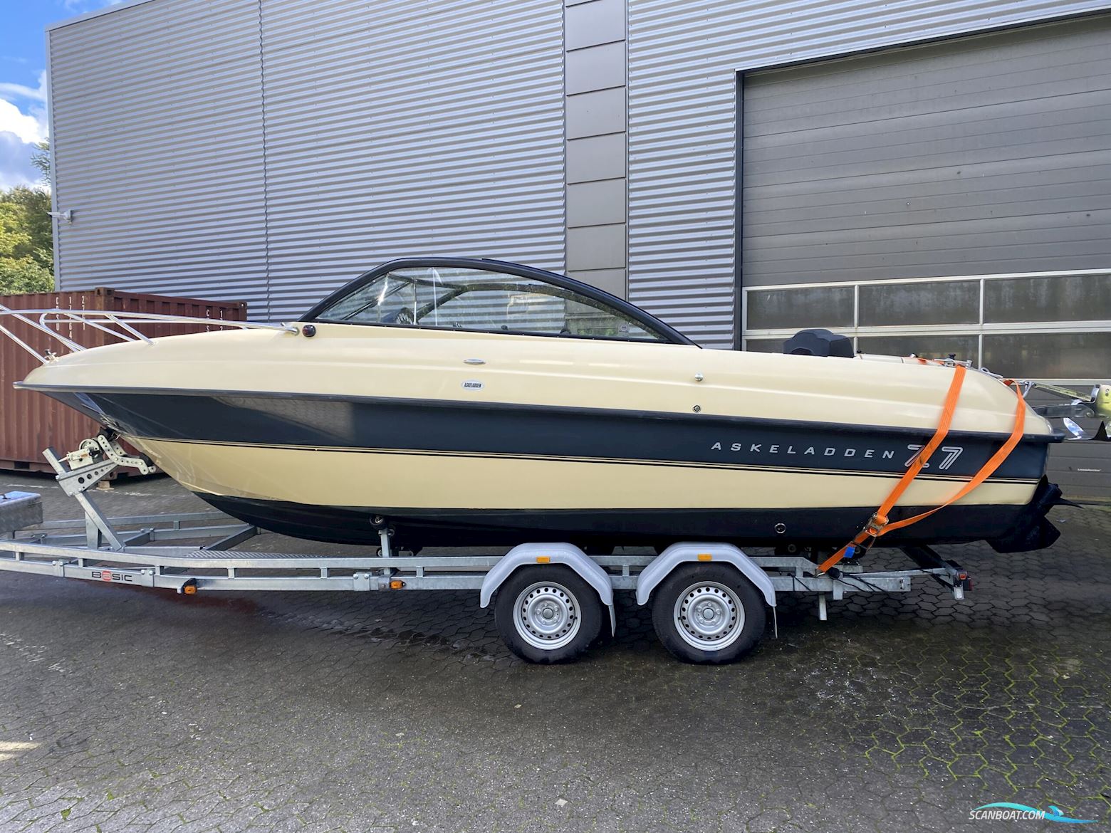 Askeladden Z7 Med Brenderuptrailer Motorbåt 2006, med Mercruiser motor, Danmark