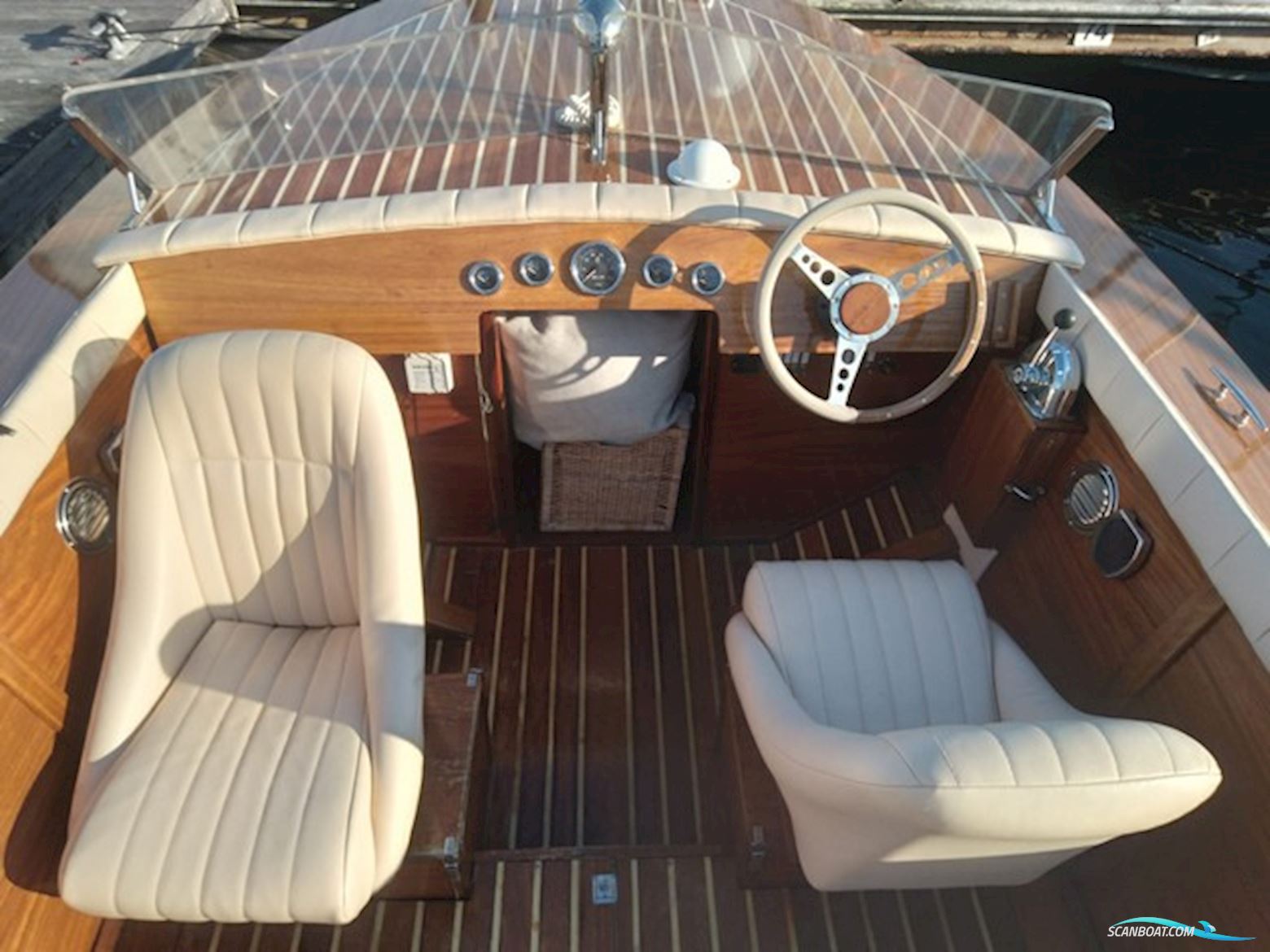 Astillero Angel Escolano Diez 6