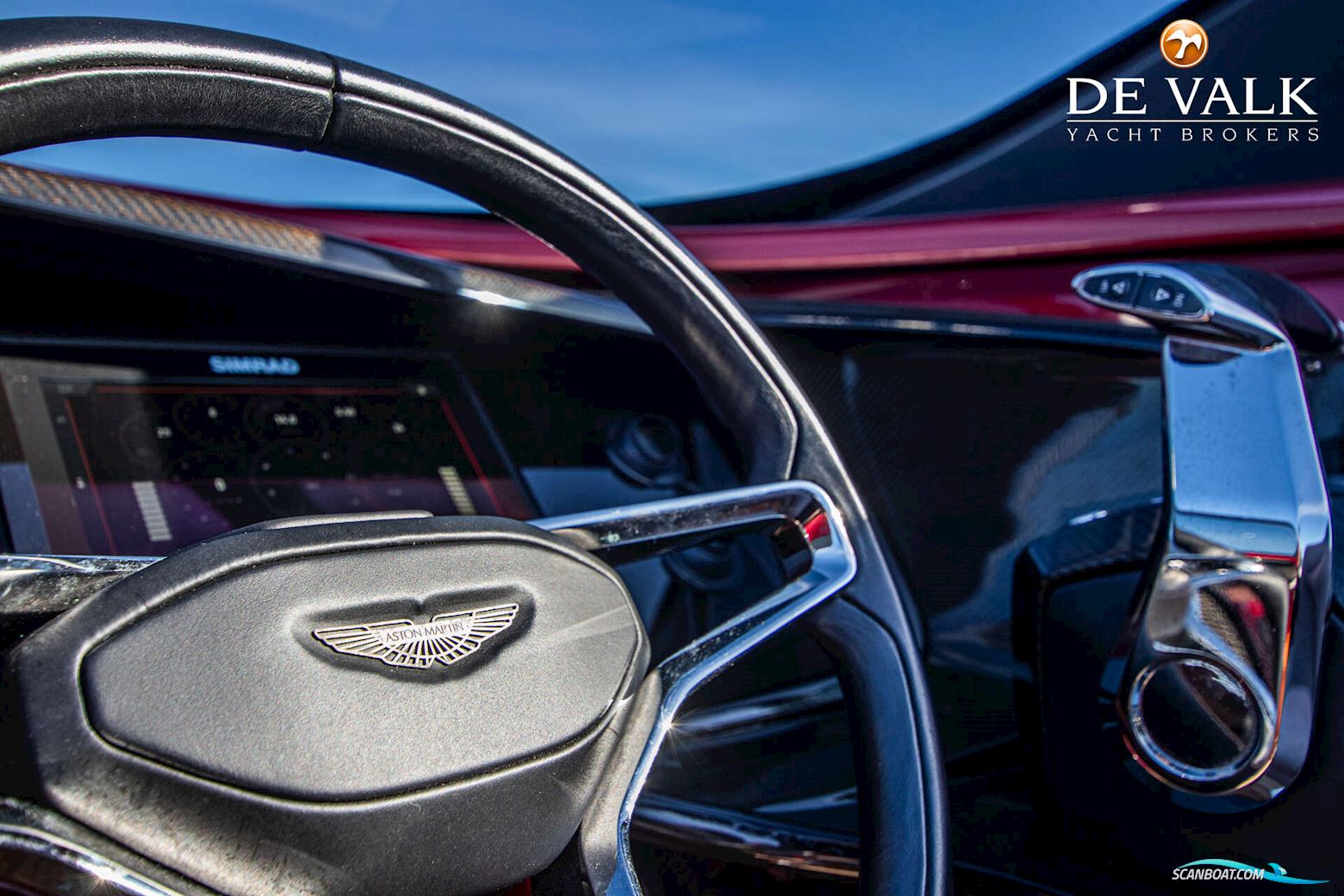 Aston Martin AM37