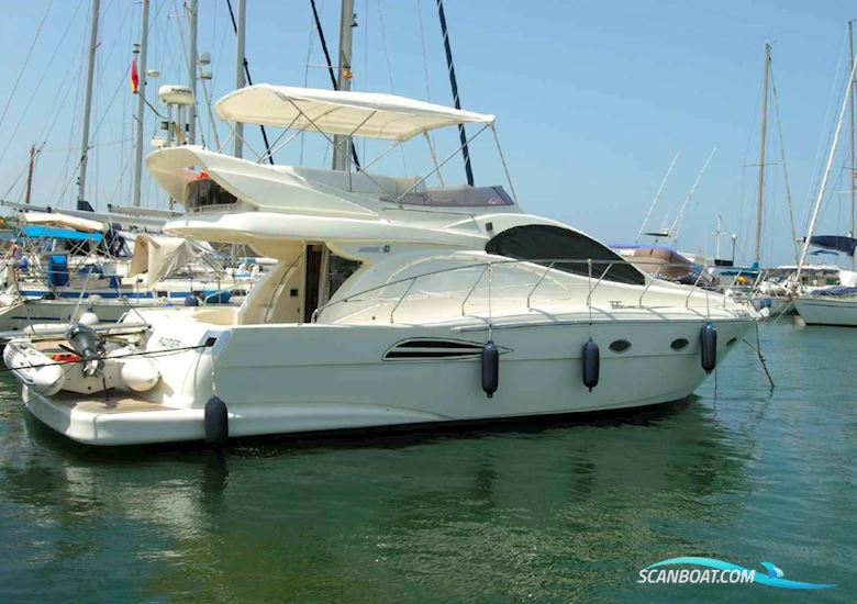 Astondoa 43 Fly Motorbåt 2006, med Volvo Penta D6-370-Ips motor, Italien