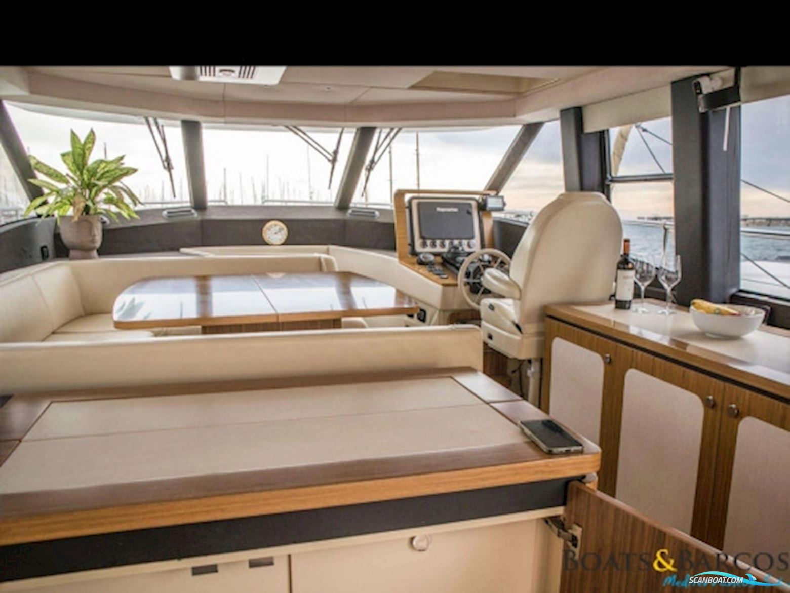 Astondoa Magellano 53