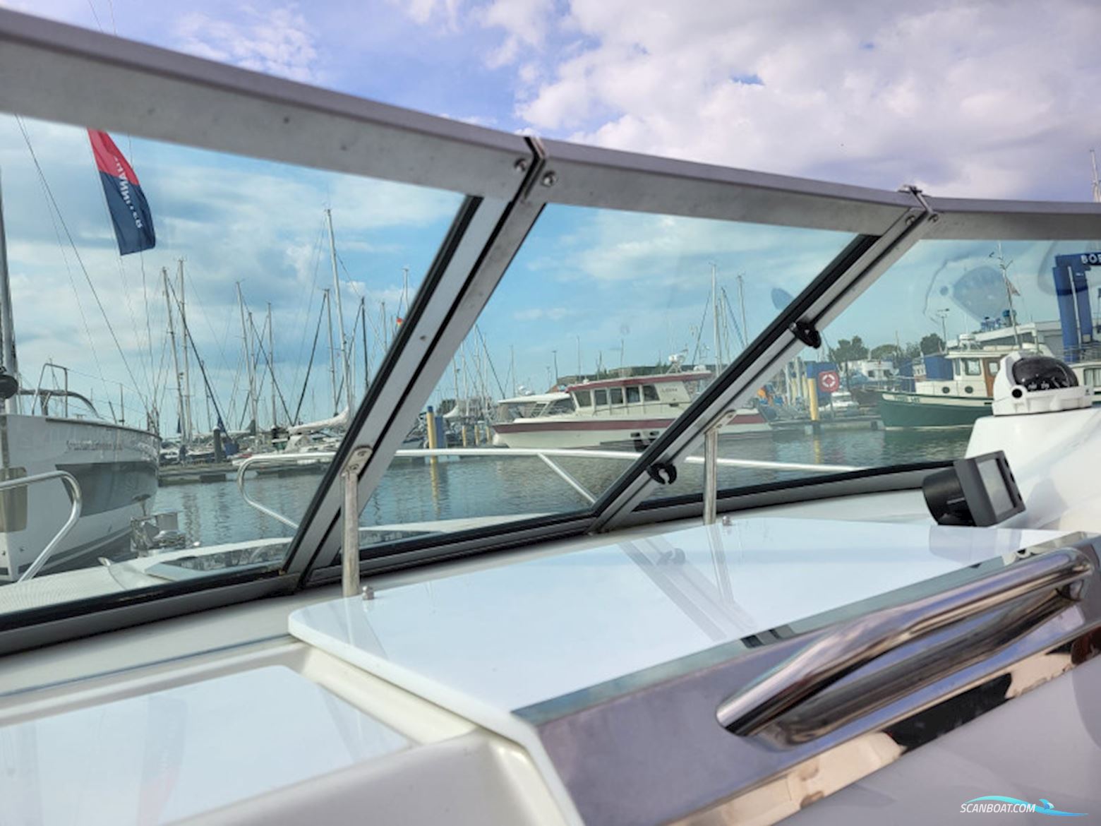 Astromar LS-707 mit Trailer