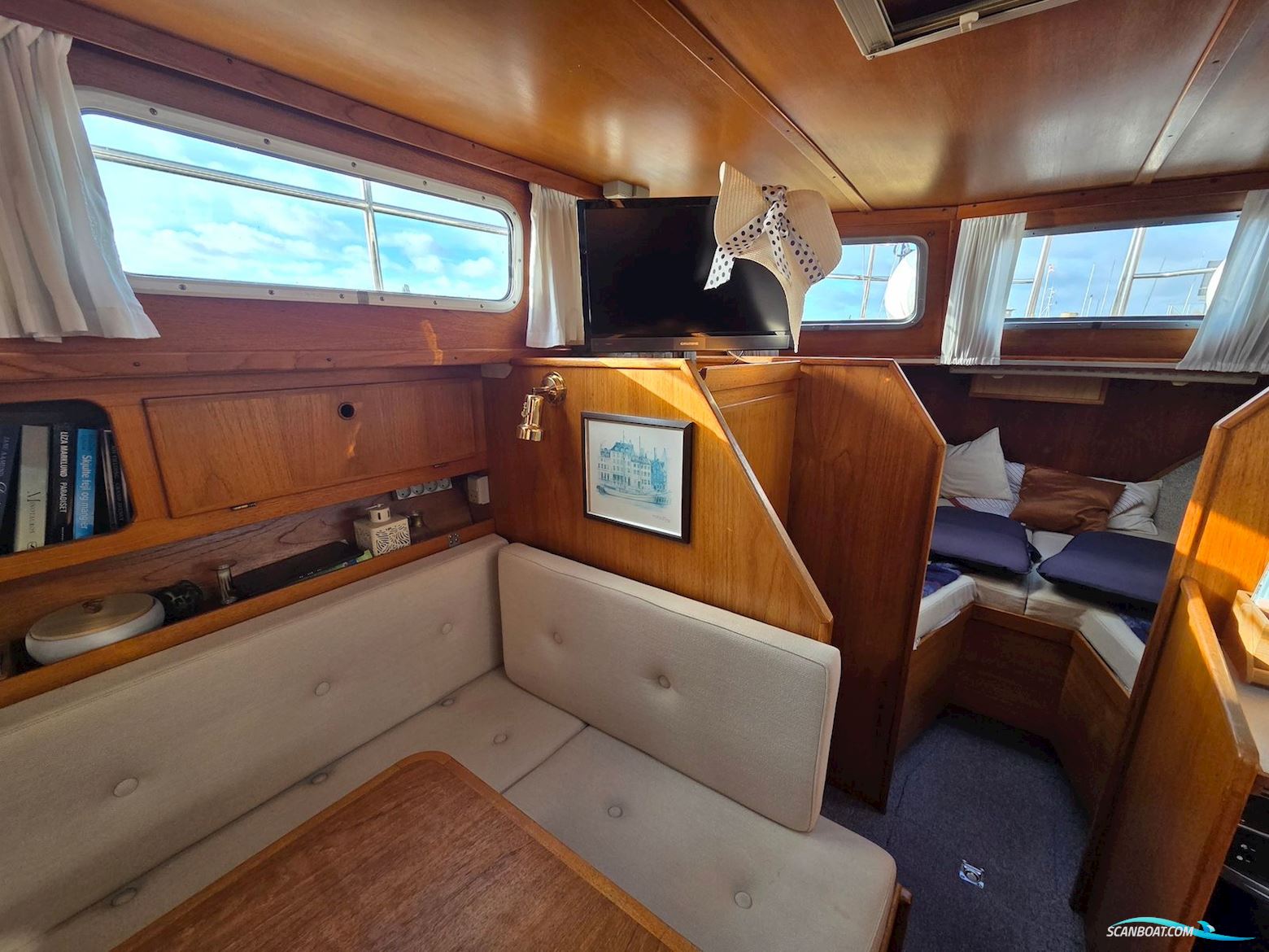 Atlantic 37