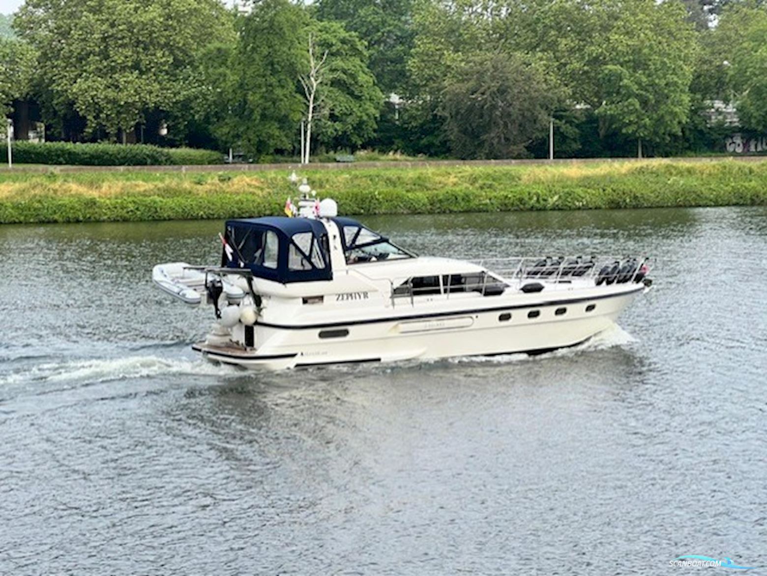 Atlantic 444