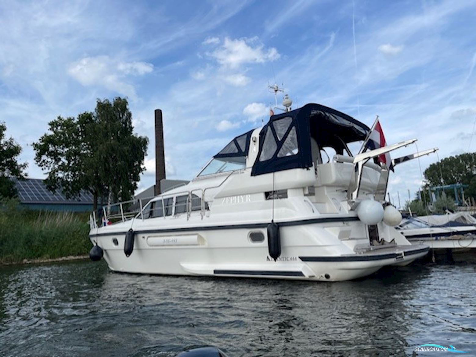Atlantic 444