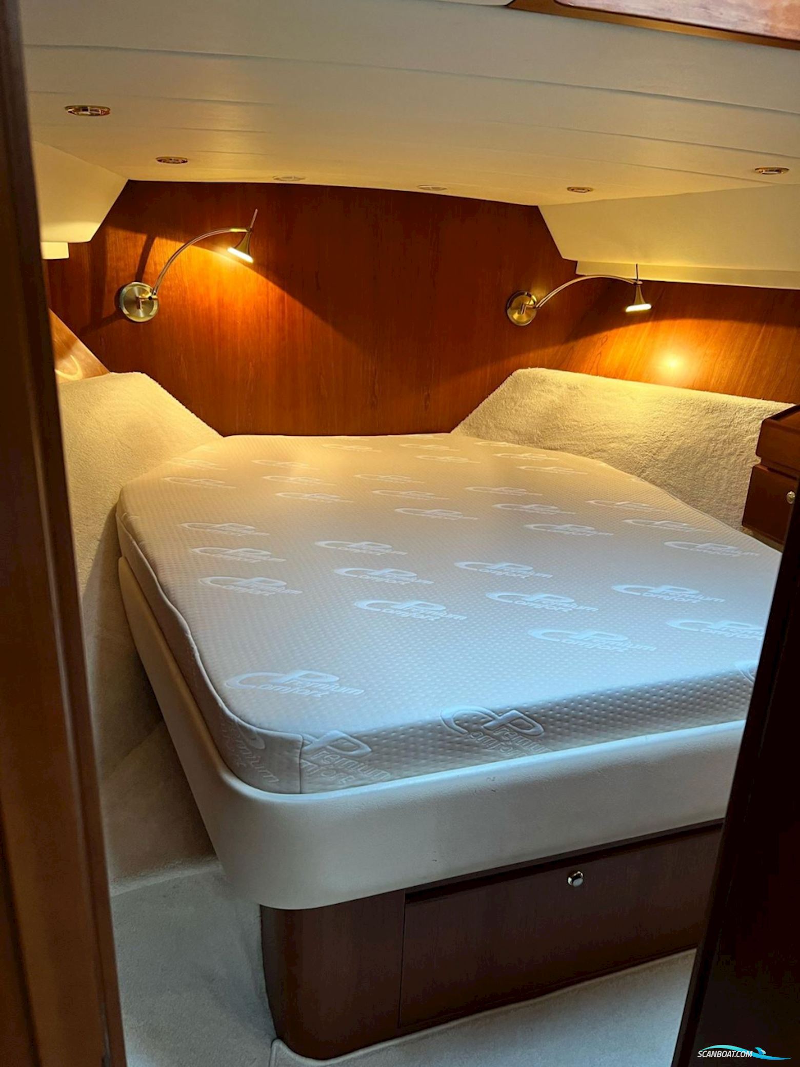 Atlantic 444