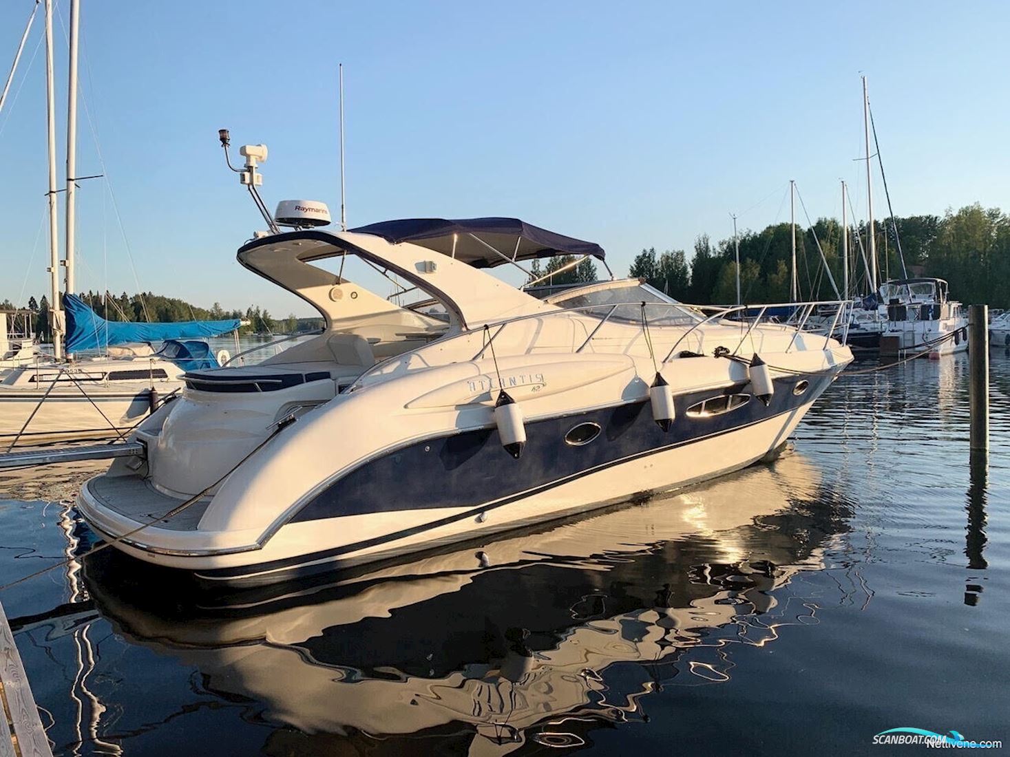Atlantis 42 Motorbåt 2005, med Volvo Penta Kad 300 Edc motor, Finland