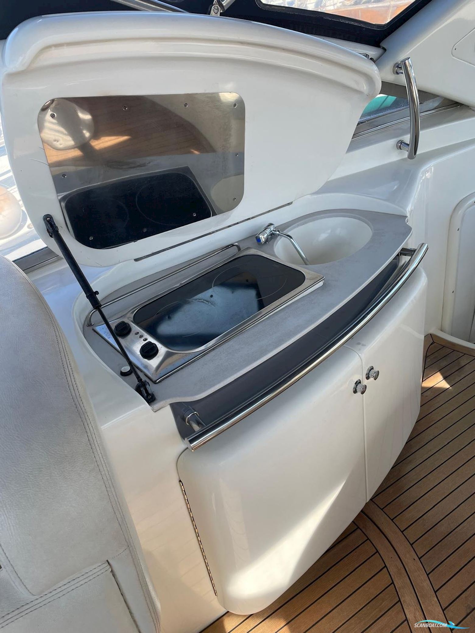 Atlantis 47 Open