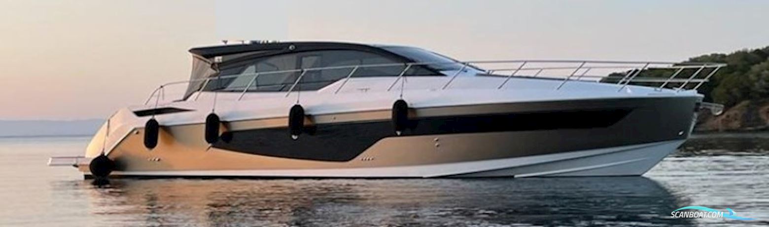 Atlantis 51 HT Motorbåt 2023, med Volvo Penta Ips 800 motor, Italien