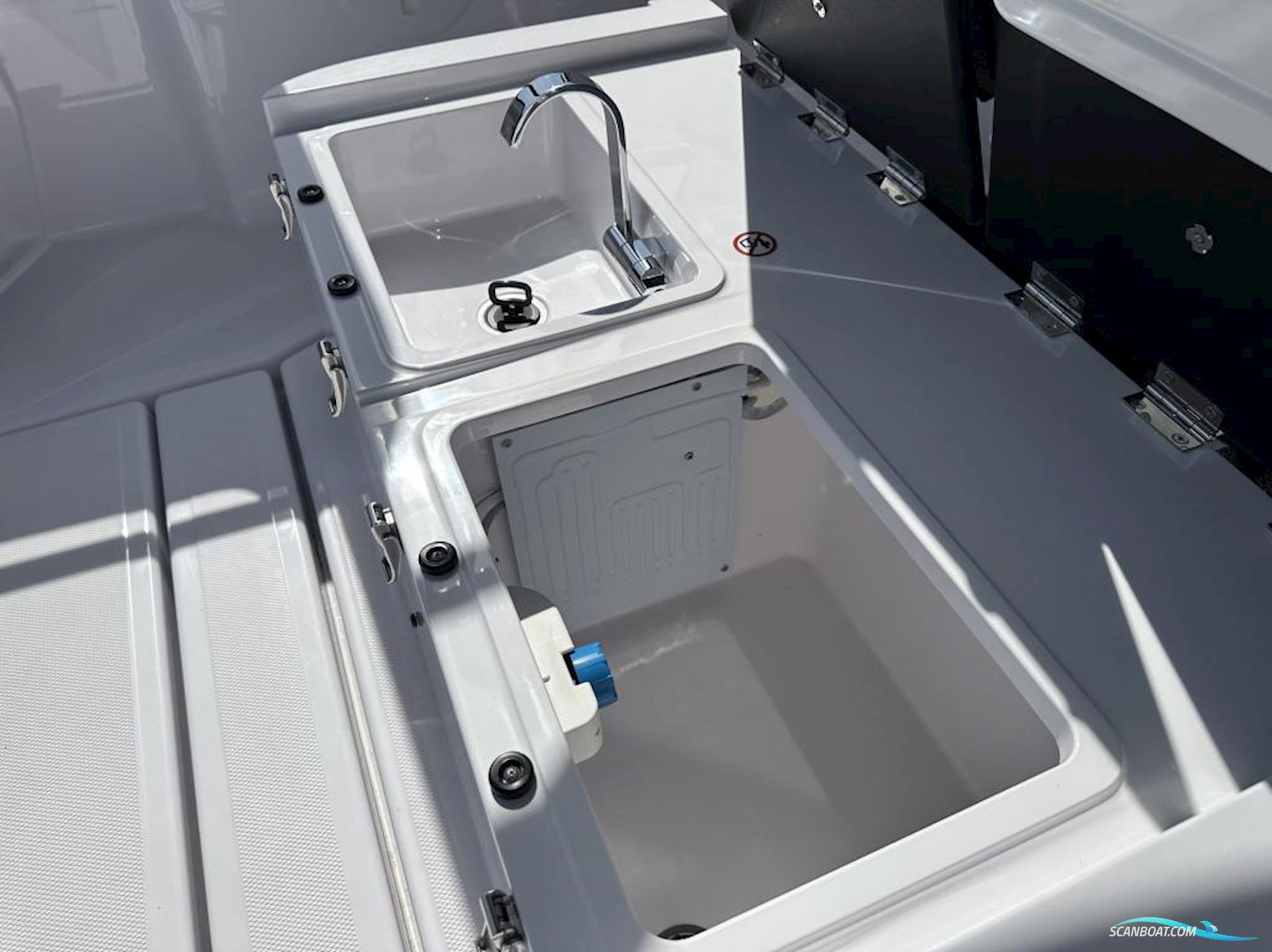 AXOPAR 25 Cross-Top