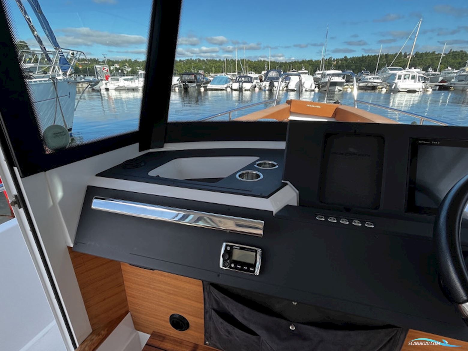 Axopar 28 Aft Cabin