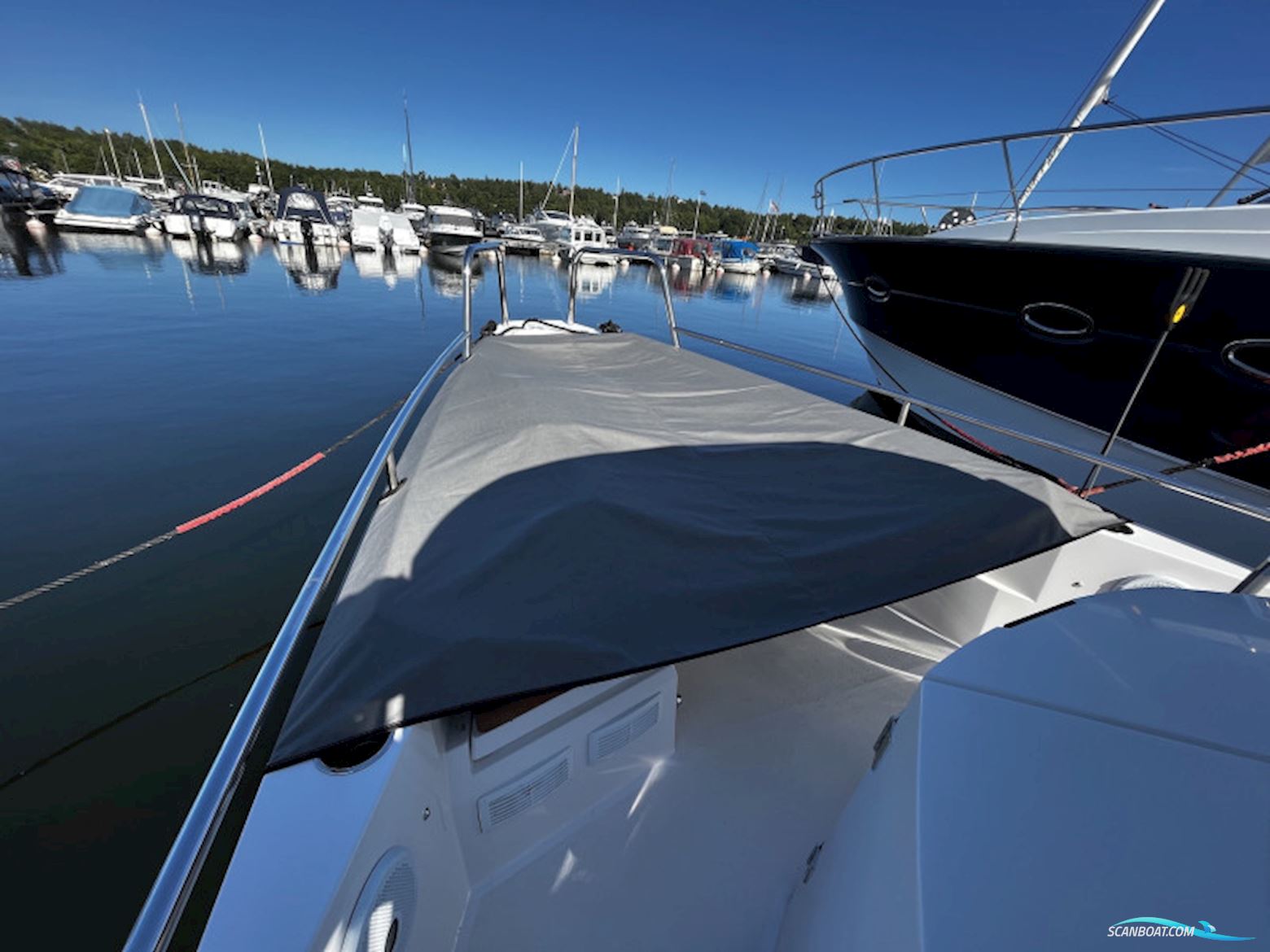 Axopar 28 Aft Cabin