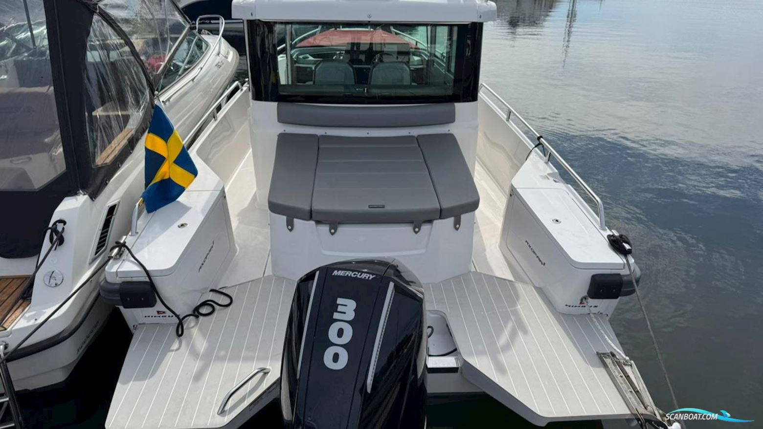 Axopar 28 Aft Cabin