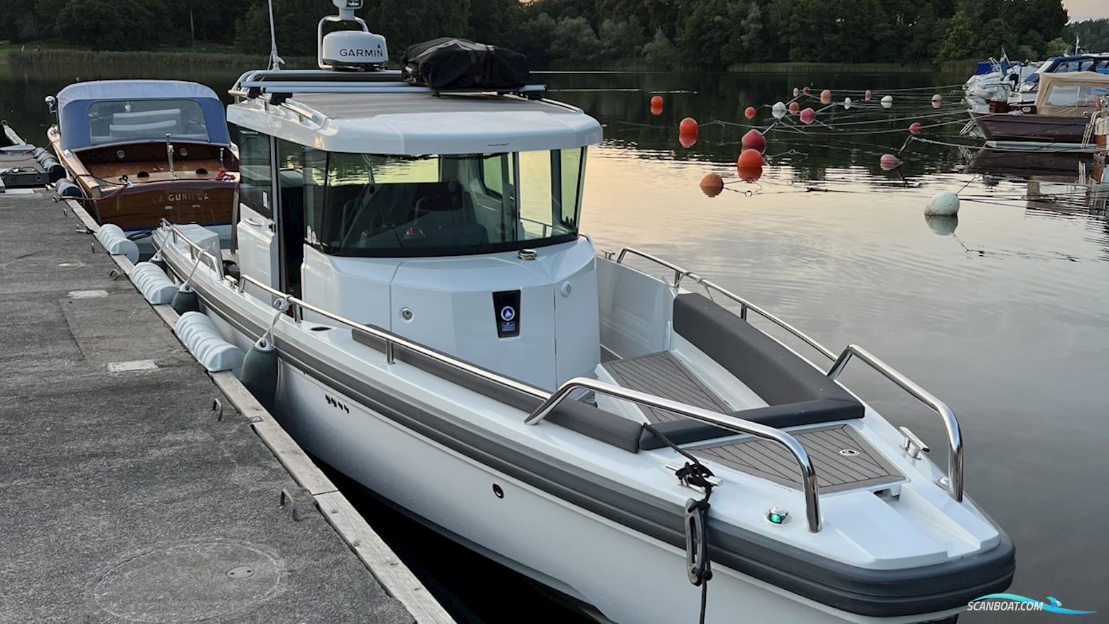 Axopar 28 Aft Cabin
