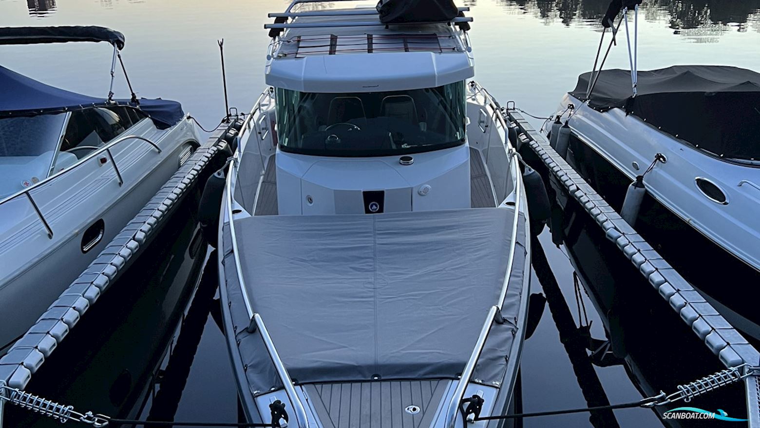 Axopar 28 Aft Cabin