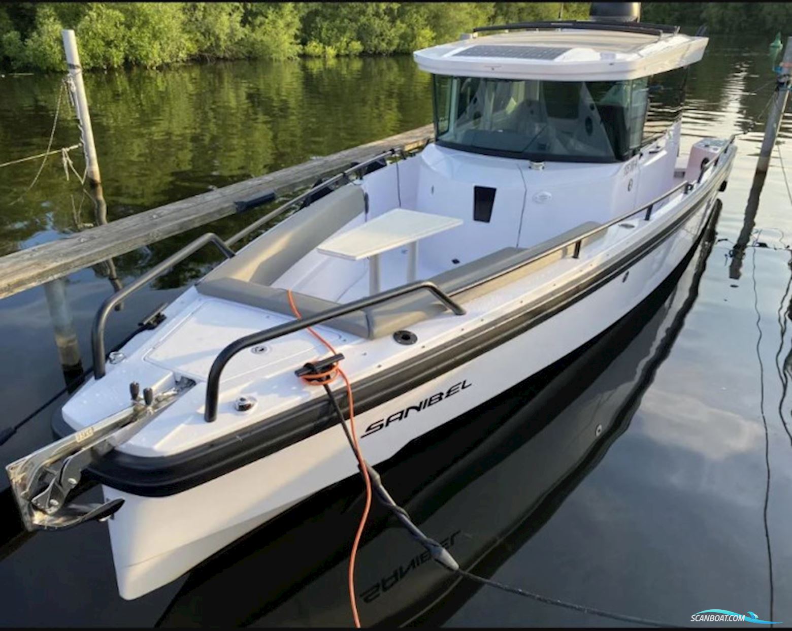 Axopar 28 Cabin Brabus Line