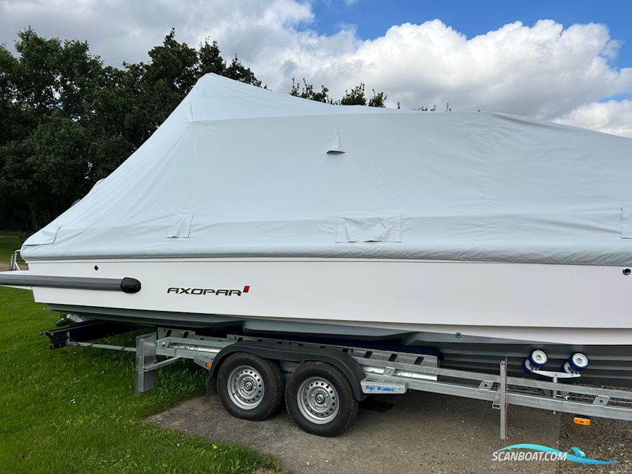 Axopar 28 Cross Cabin