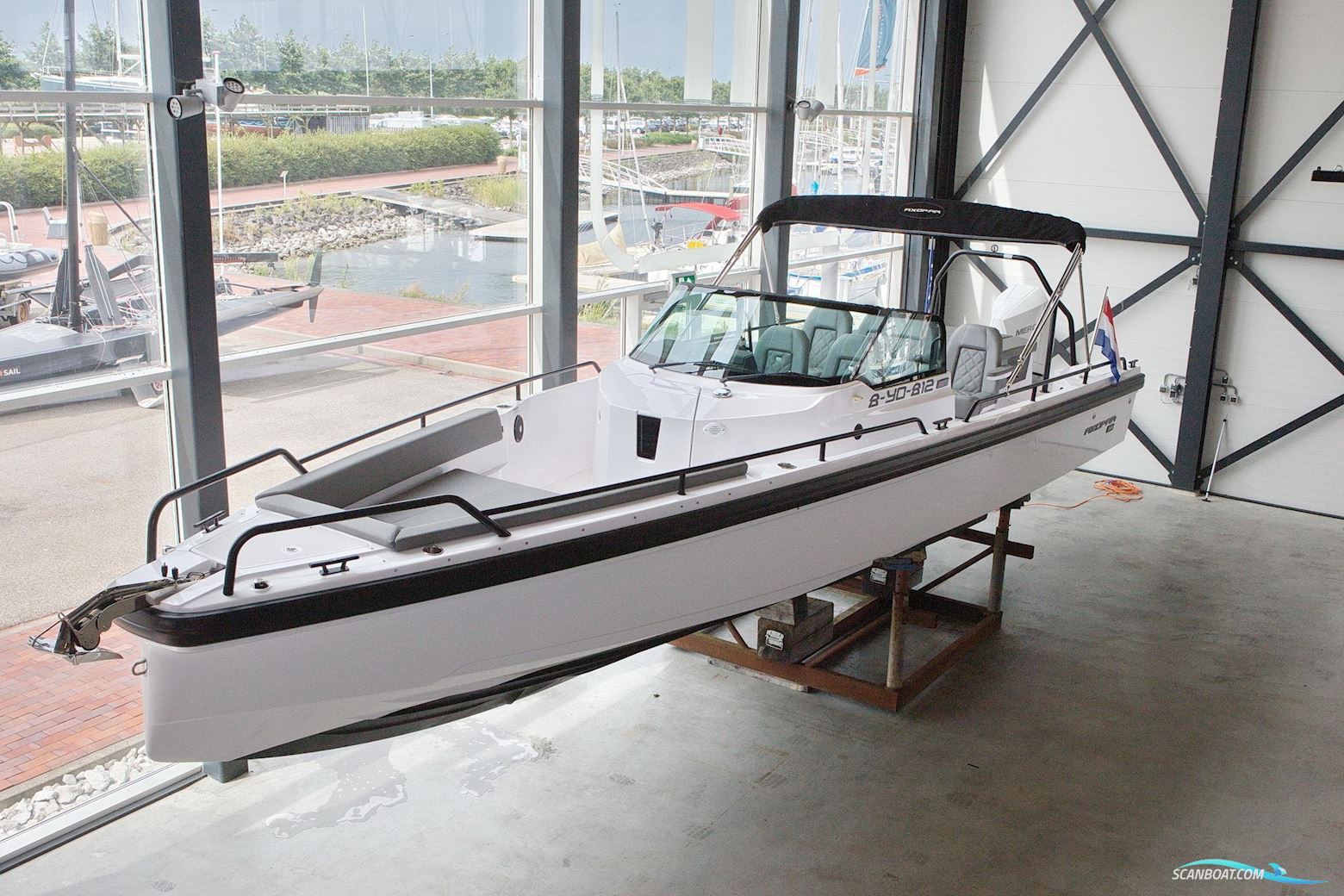 Axopar 28 Open "Brabus Line" Motorbåt 2020, med Mercury motor, Holland