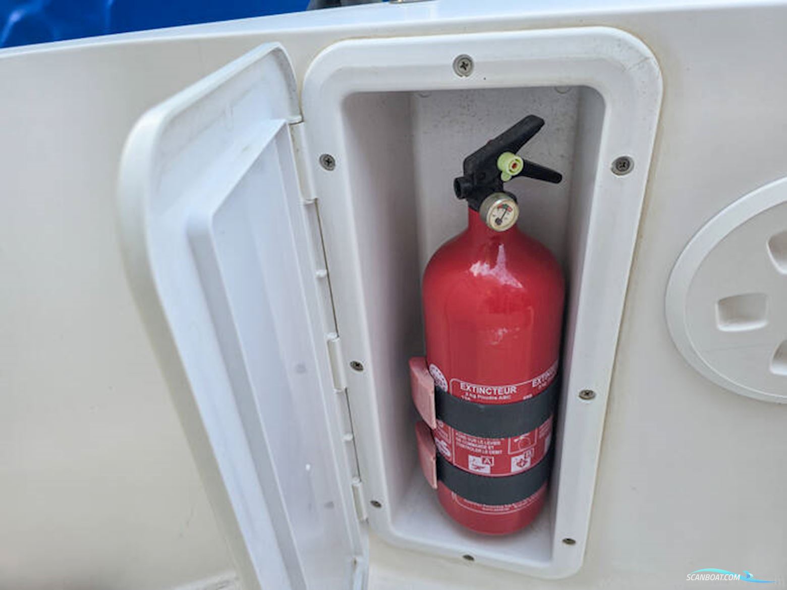 Axopar 28TT
