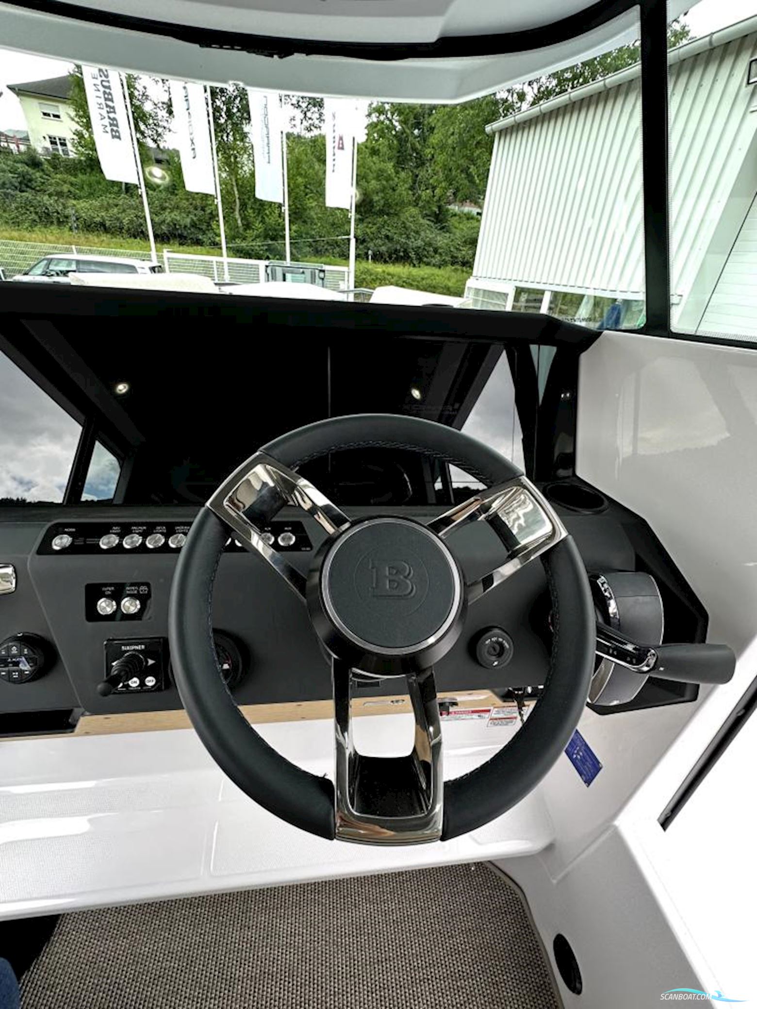 AXOPAR 29 Cross Cabin