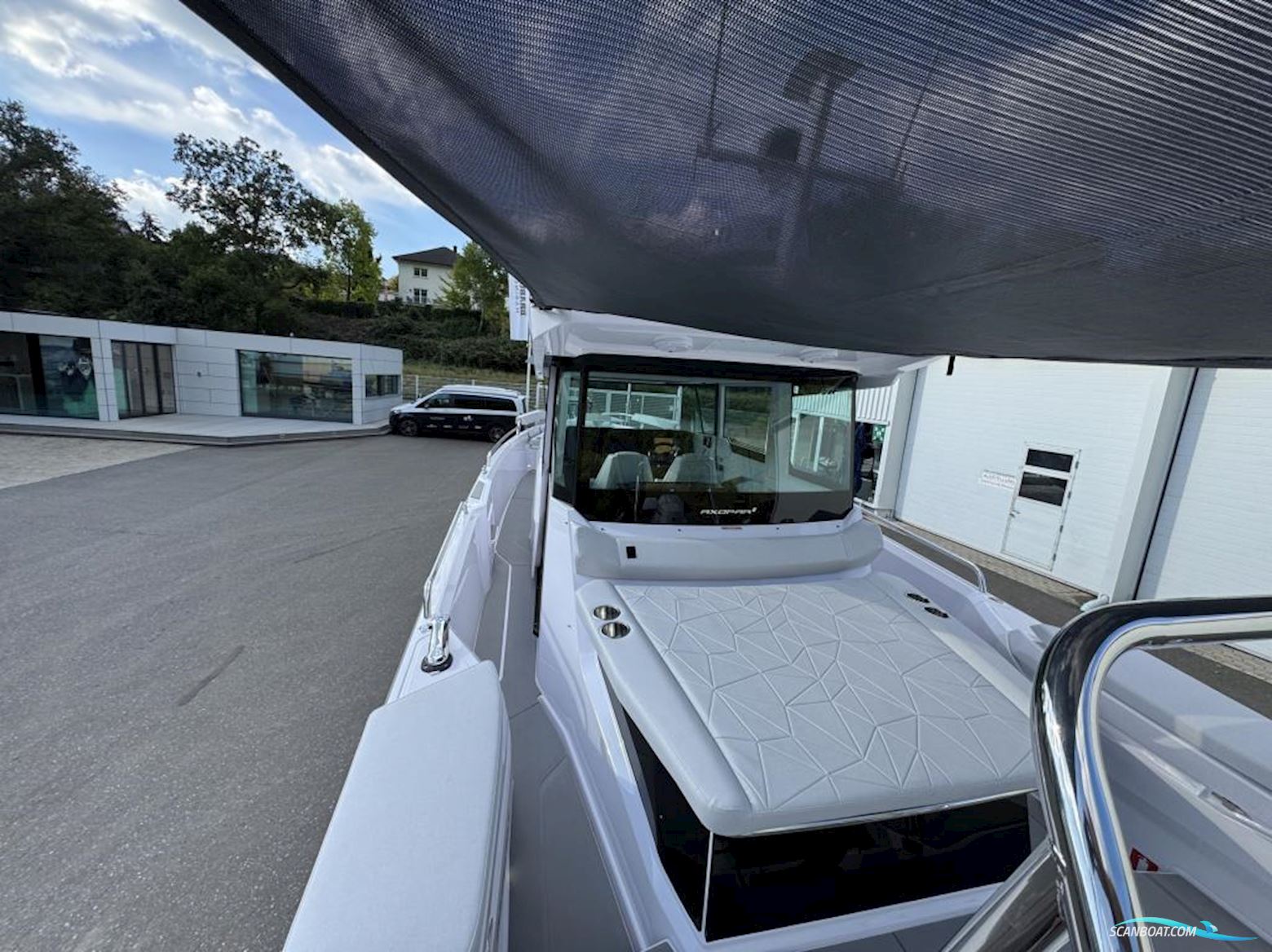 Axopar 29 Cross Cabin