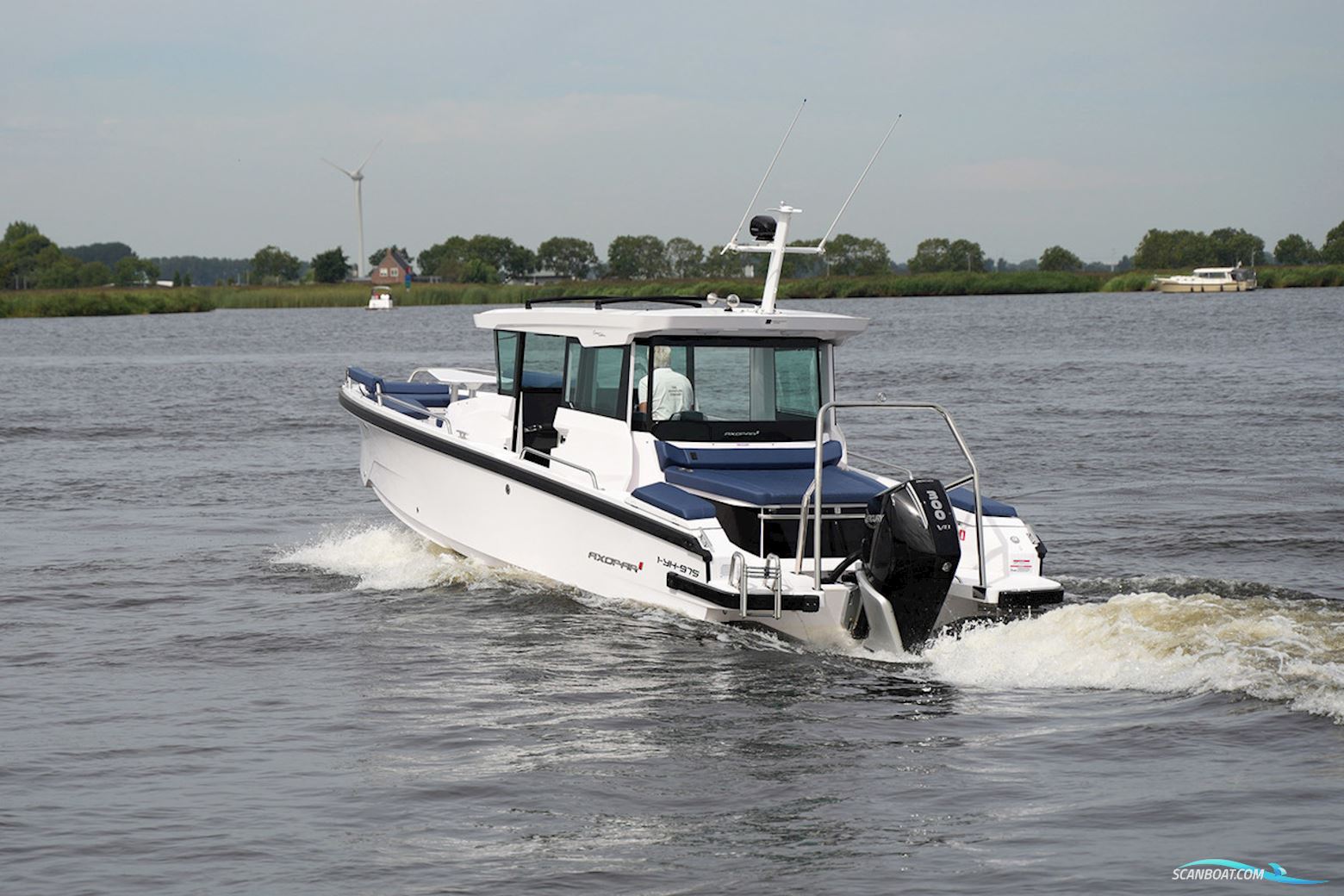 AXOPAR 29 XC Cross Cabin