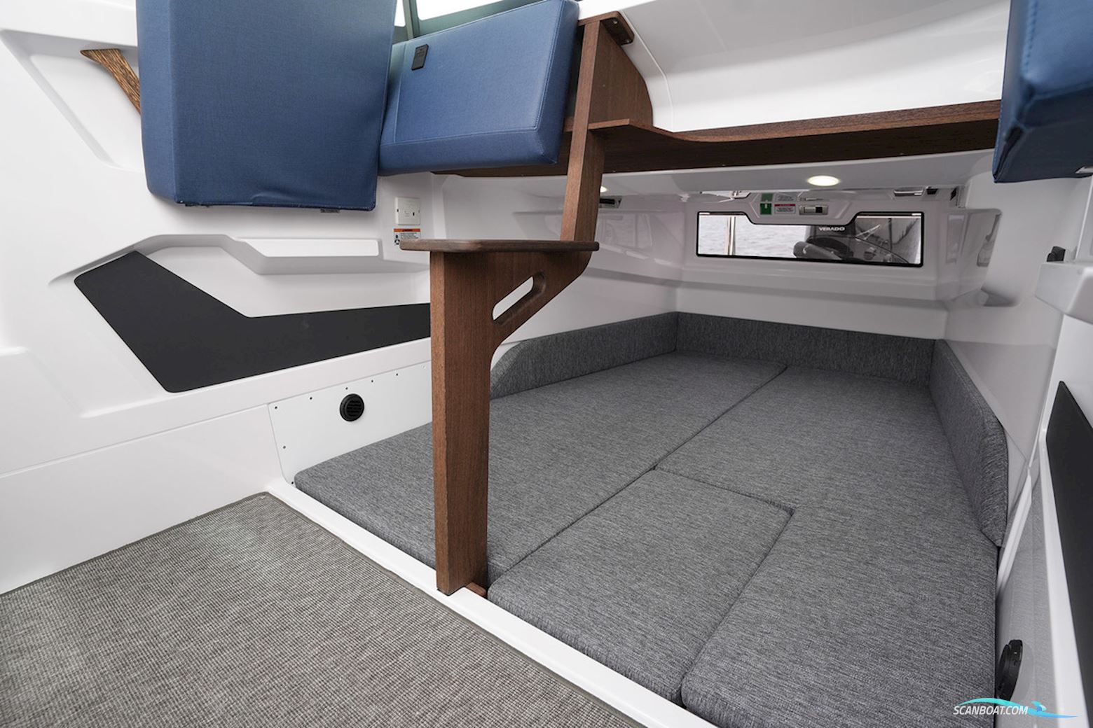 AXOPAR 29 XC Cross Cabin