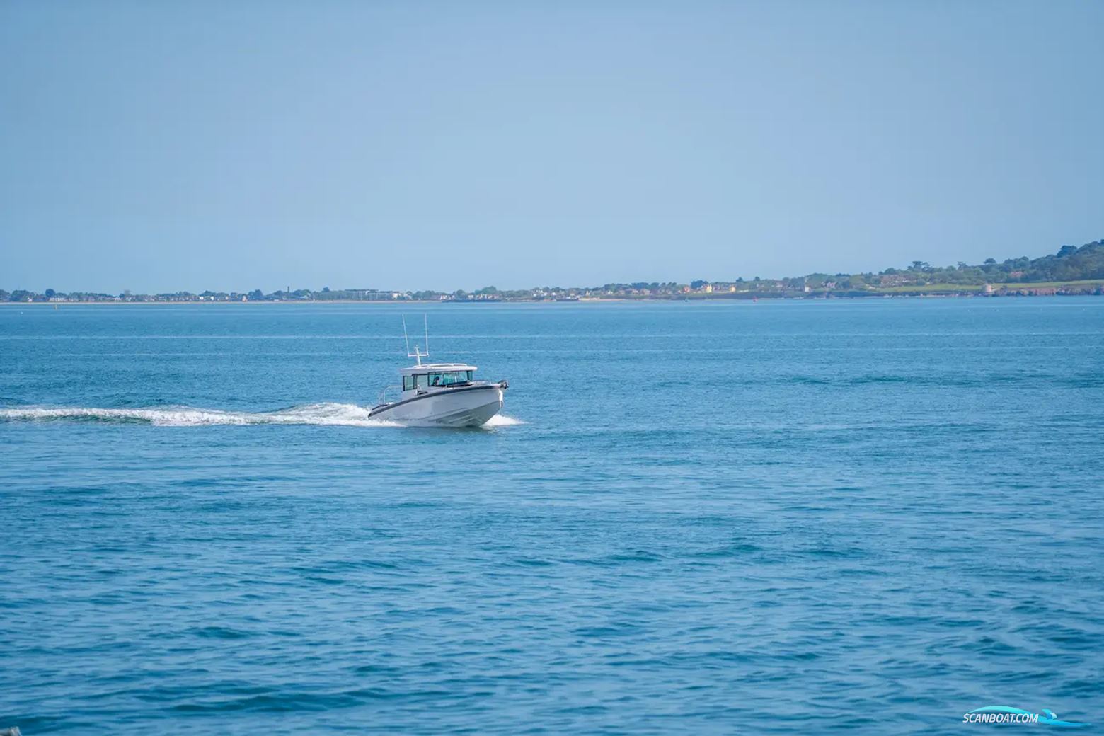 Axopar 29 XC Cross Cabin