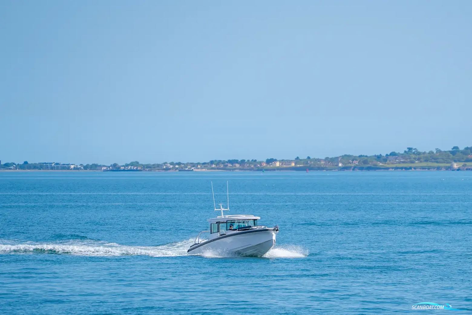 Axopar 29 XC Cross Cabin