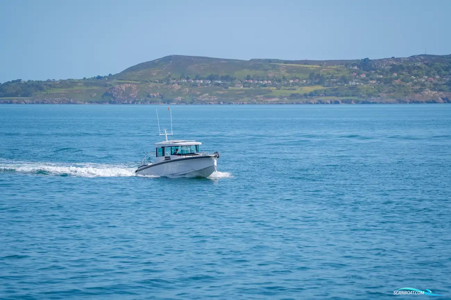 Axopar 29 XC Cross Cabin