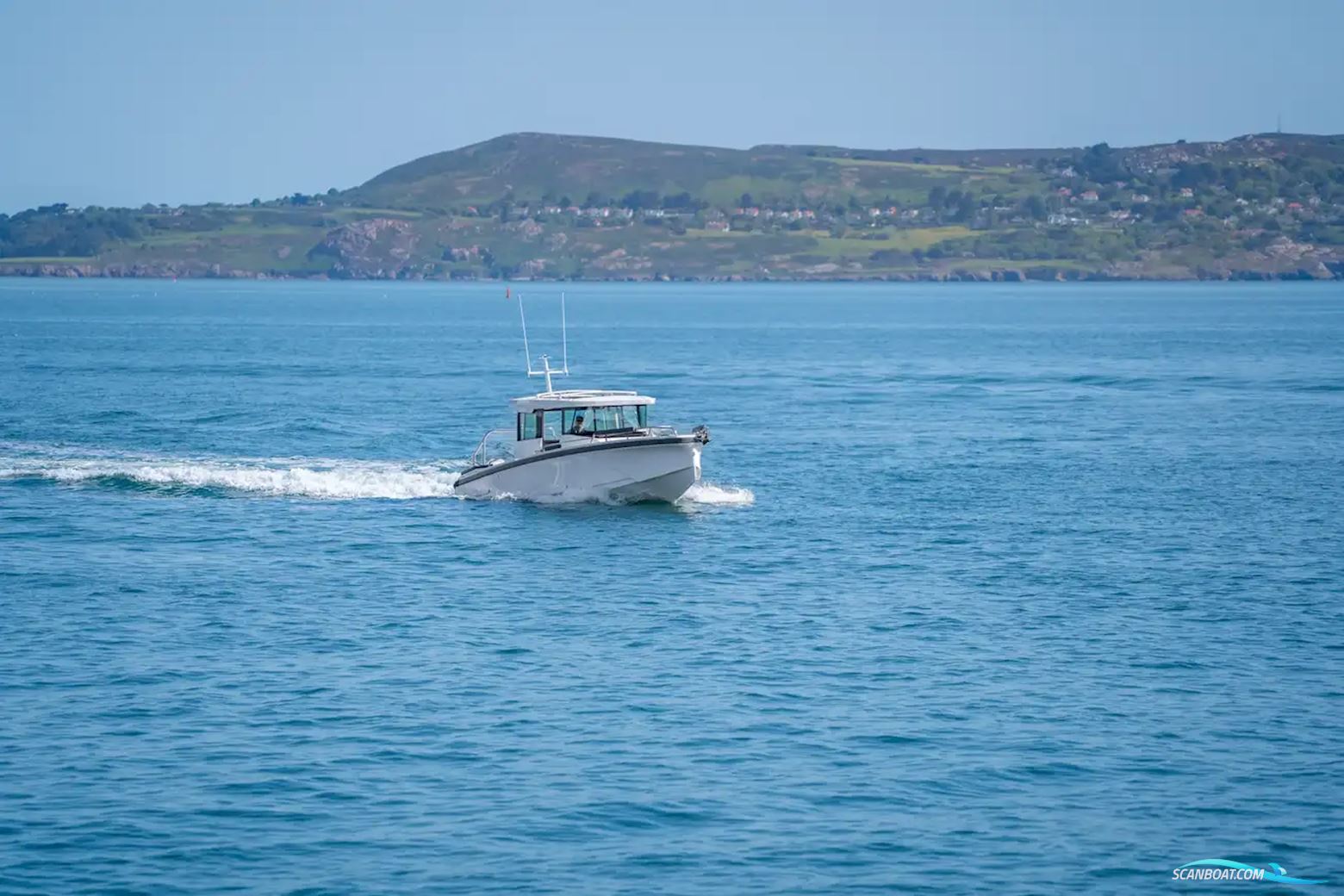 Axopar 29 XC Cross Cabin