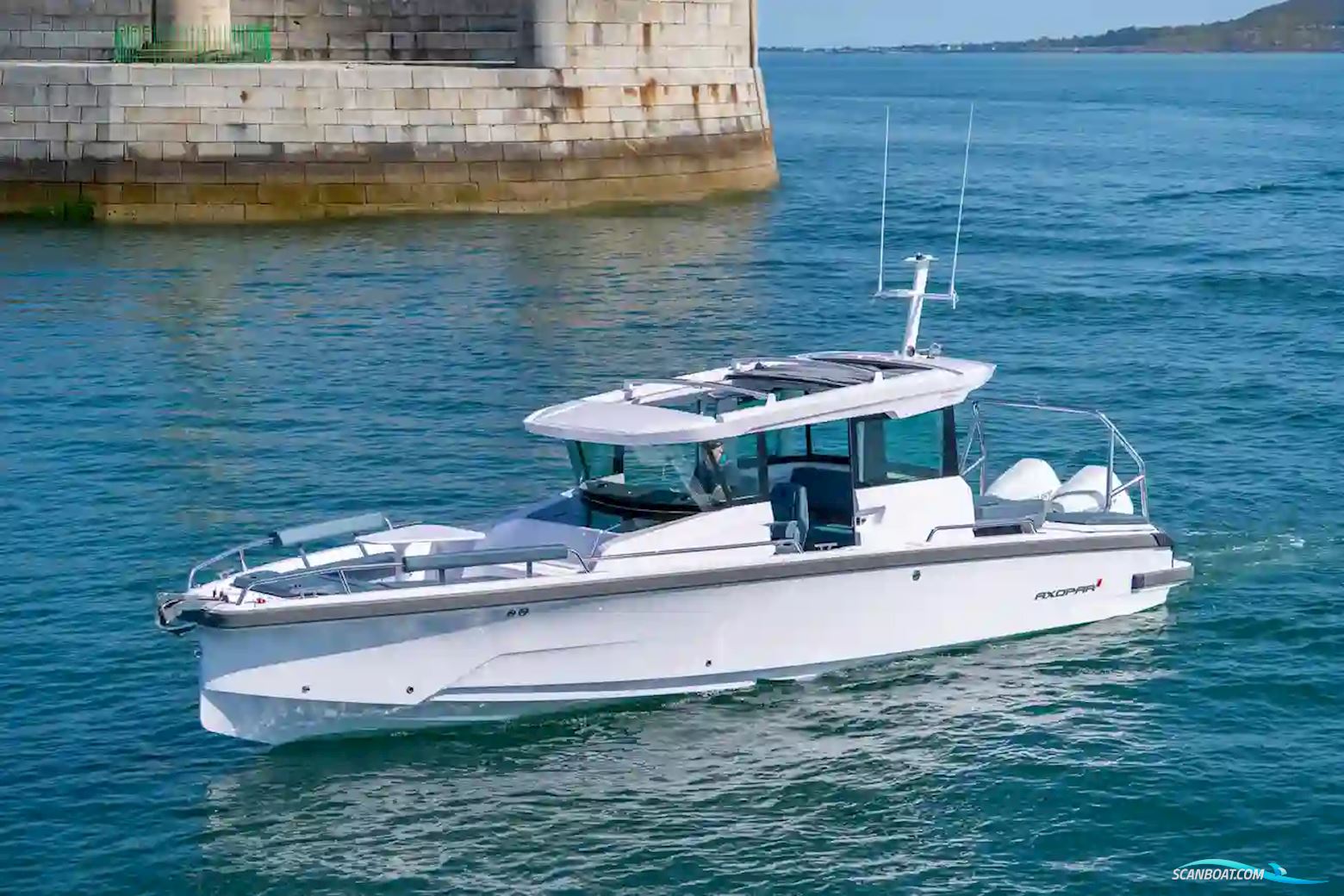 Axopar 29 XC Cross Cabin
