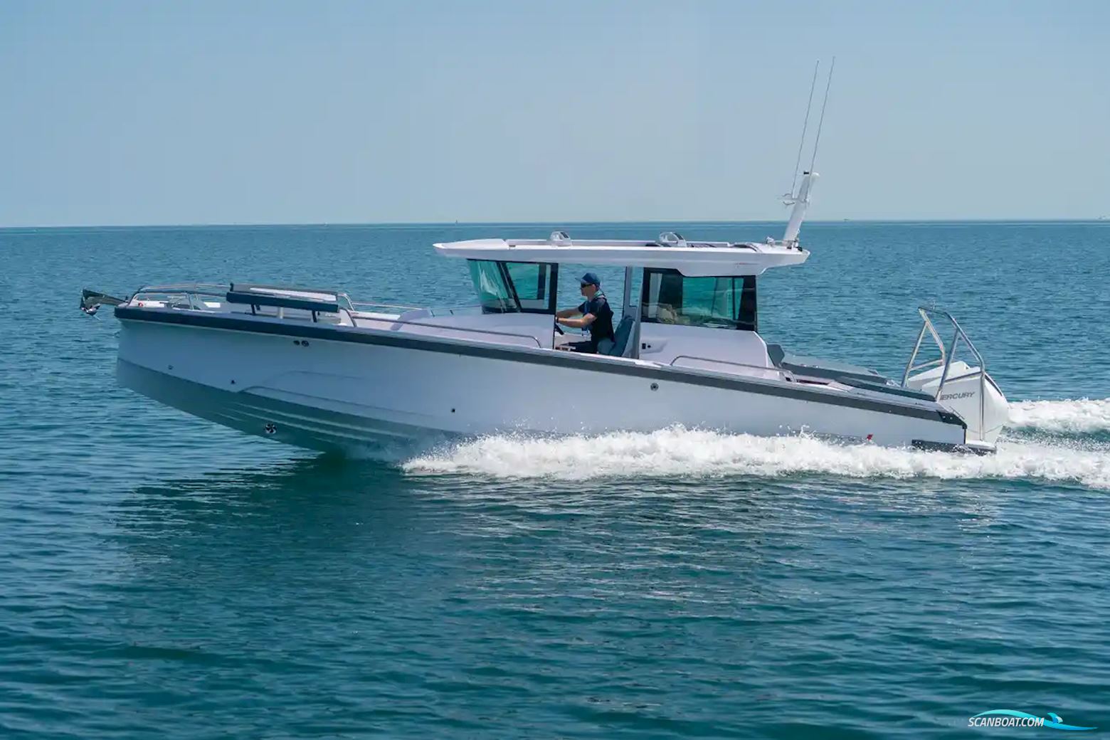 Axopar 29 XC Cross Cabin