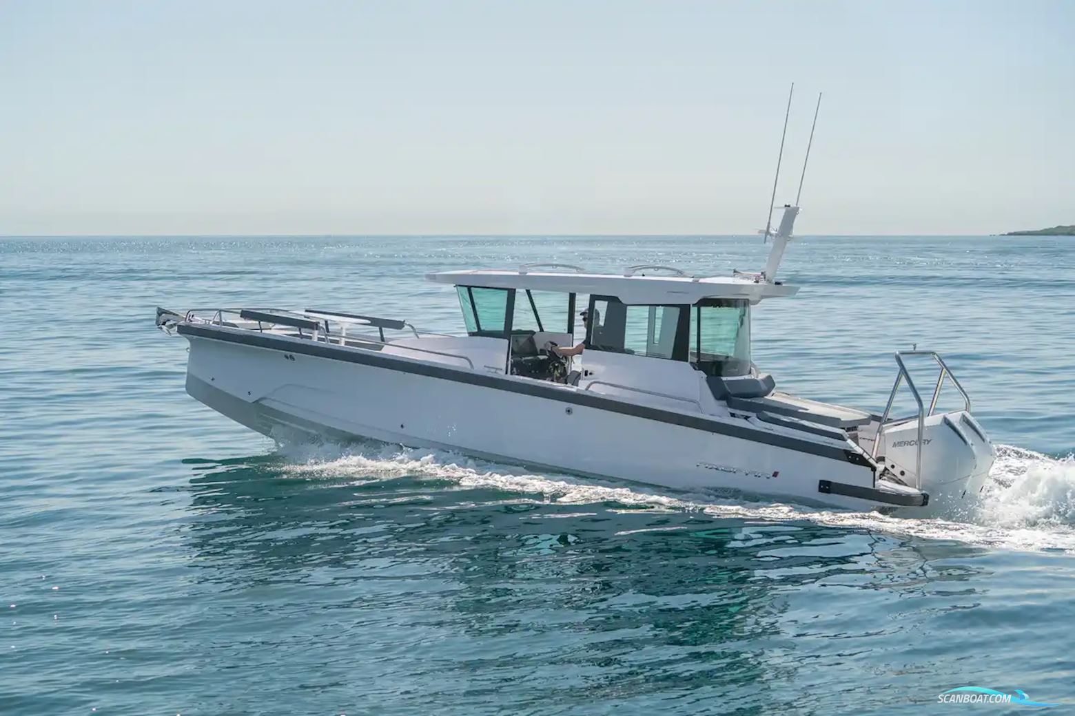 Axopar 29 XC Cross Cabin