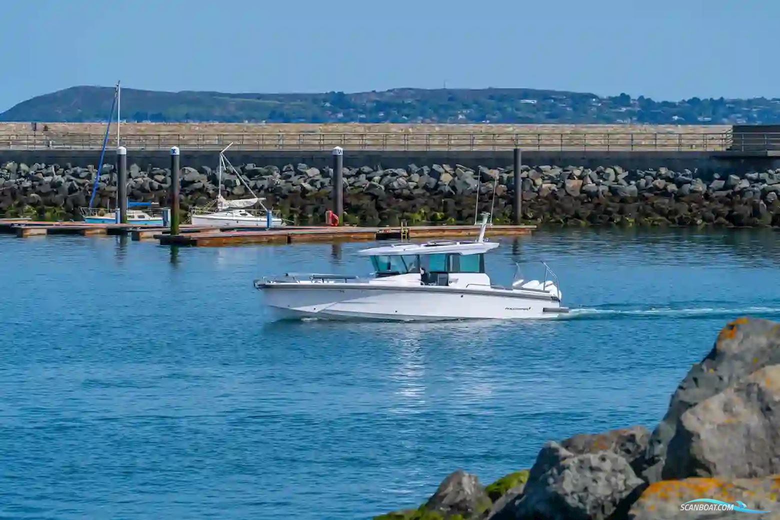 Axopar 29 XC Cross Cabin