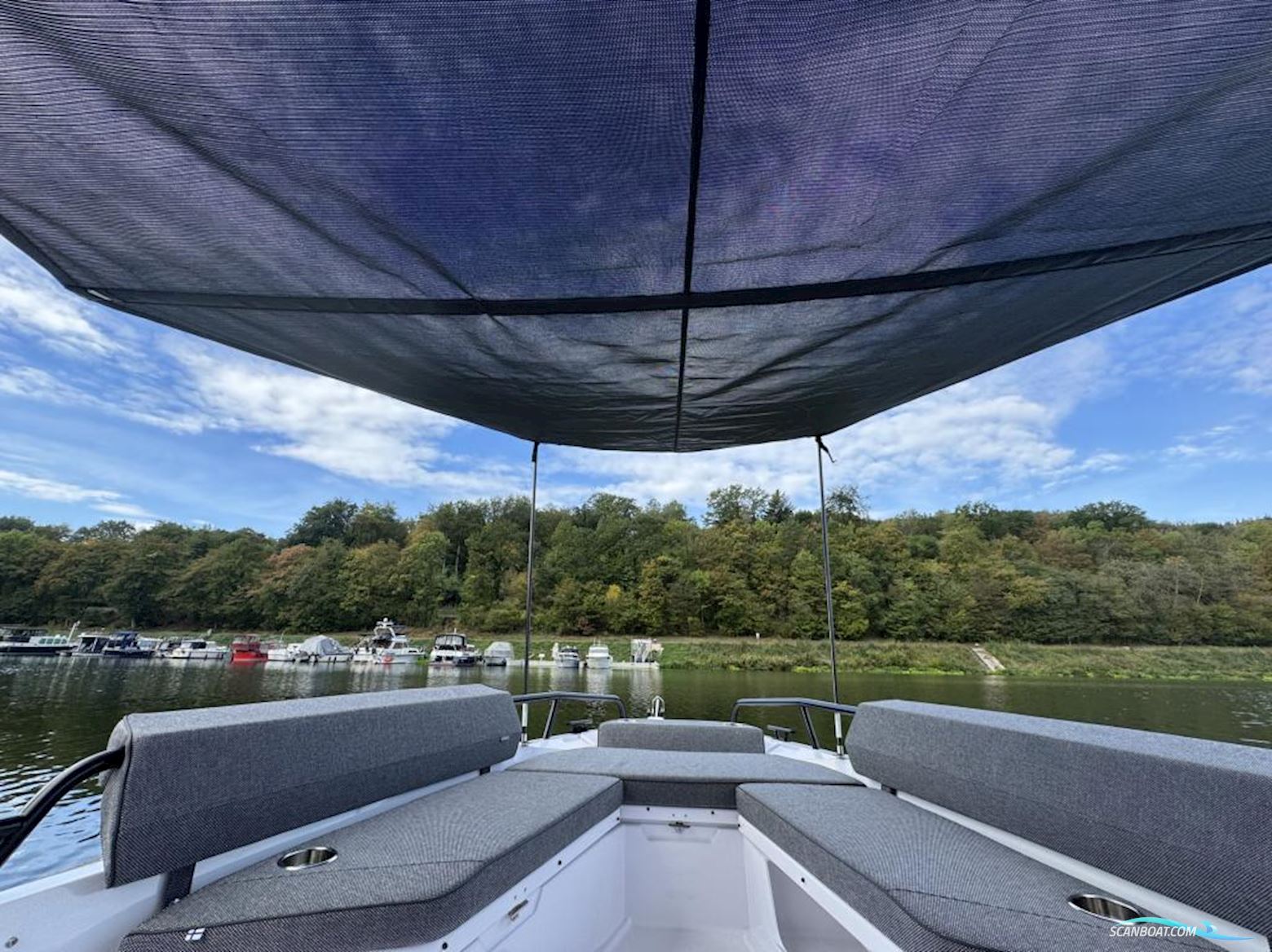 AXOPAR 29 XC Cross Cabin