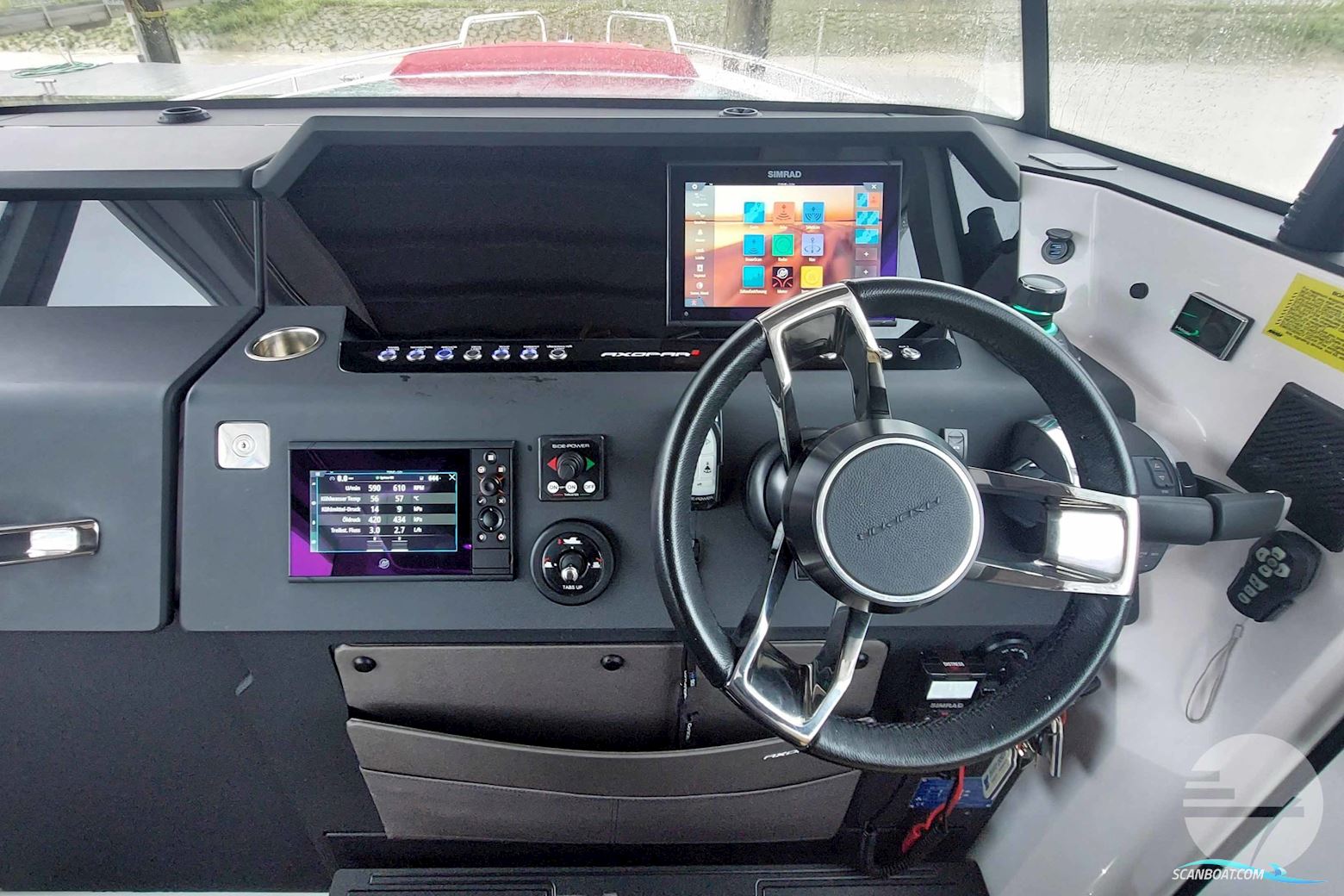 AXOPAR 37 Cross Cabin