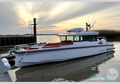 Axopar 37 Cross Cabin Motorbåt 2021, med Mercury Verado V8 motor, Tyskland